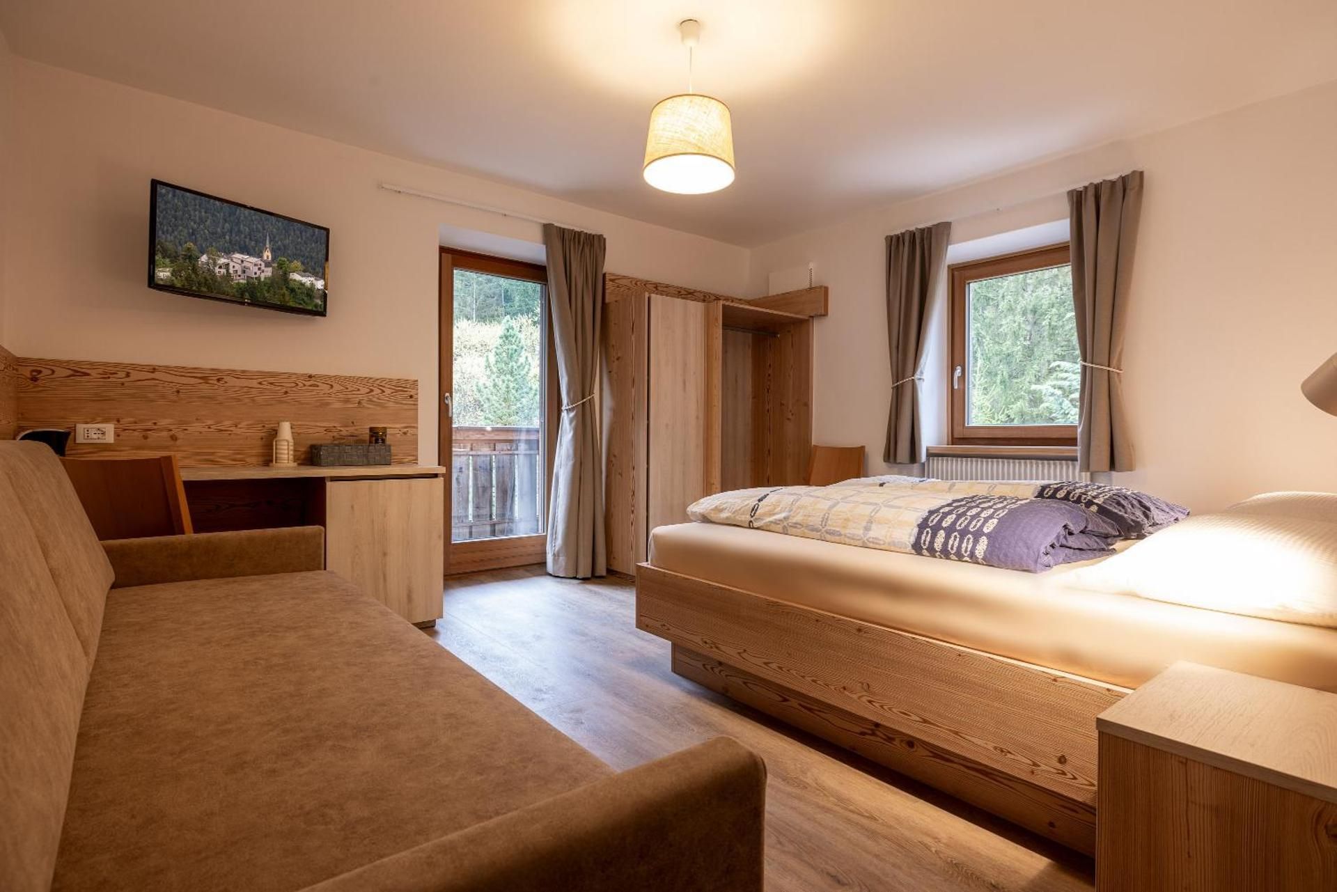 Double Room with Mountain View