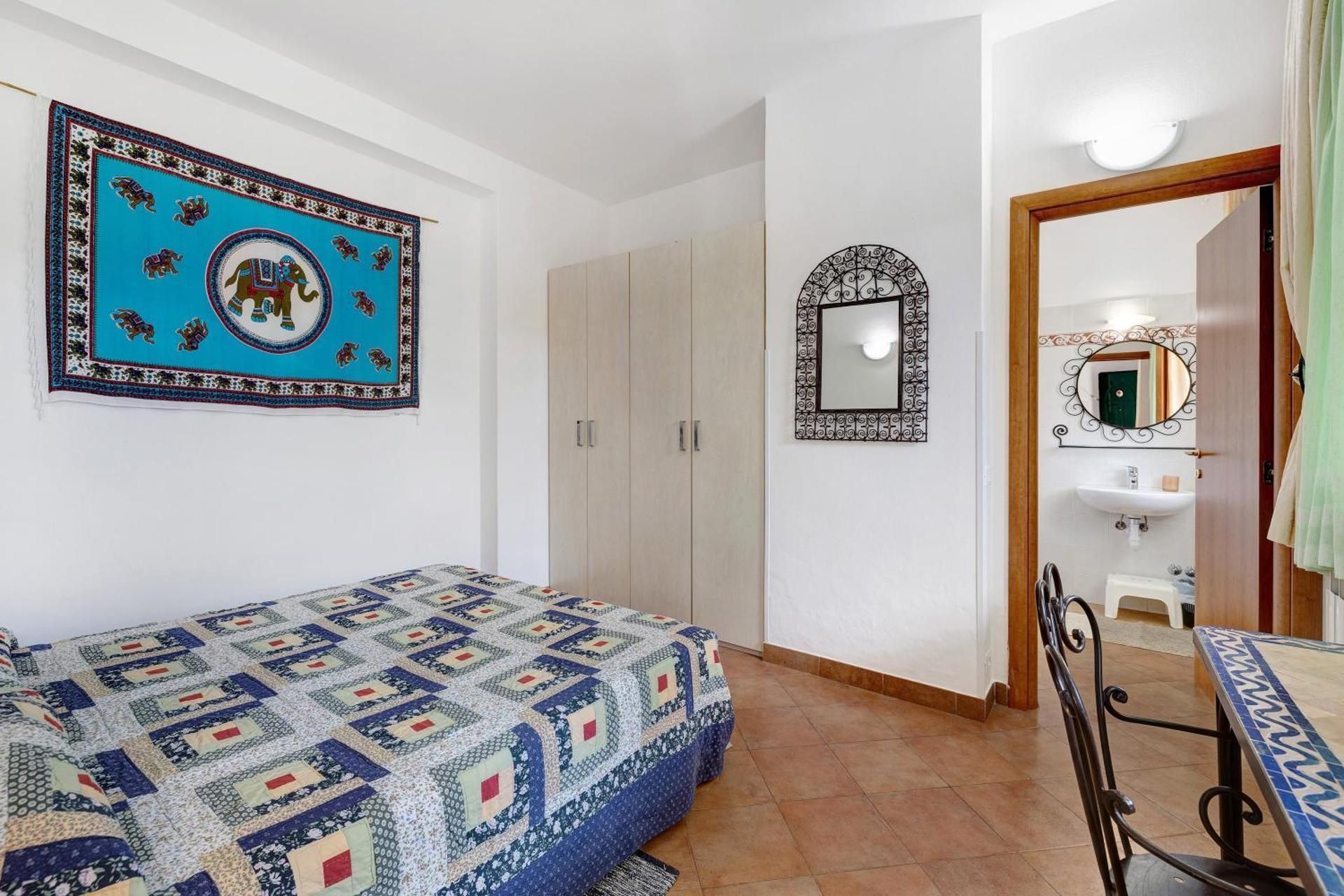One-Bedroom Standard Apartment