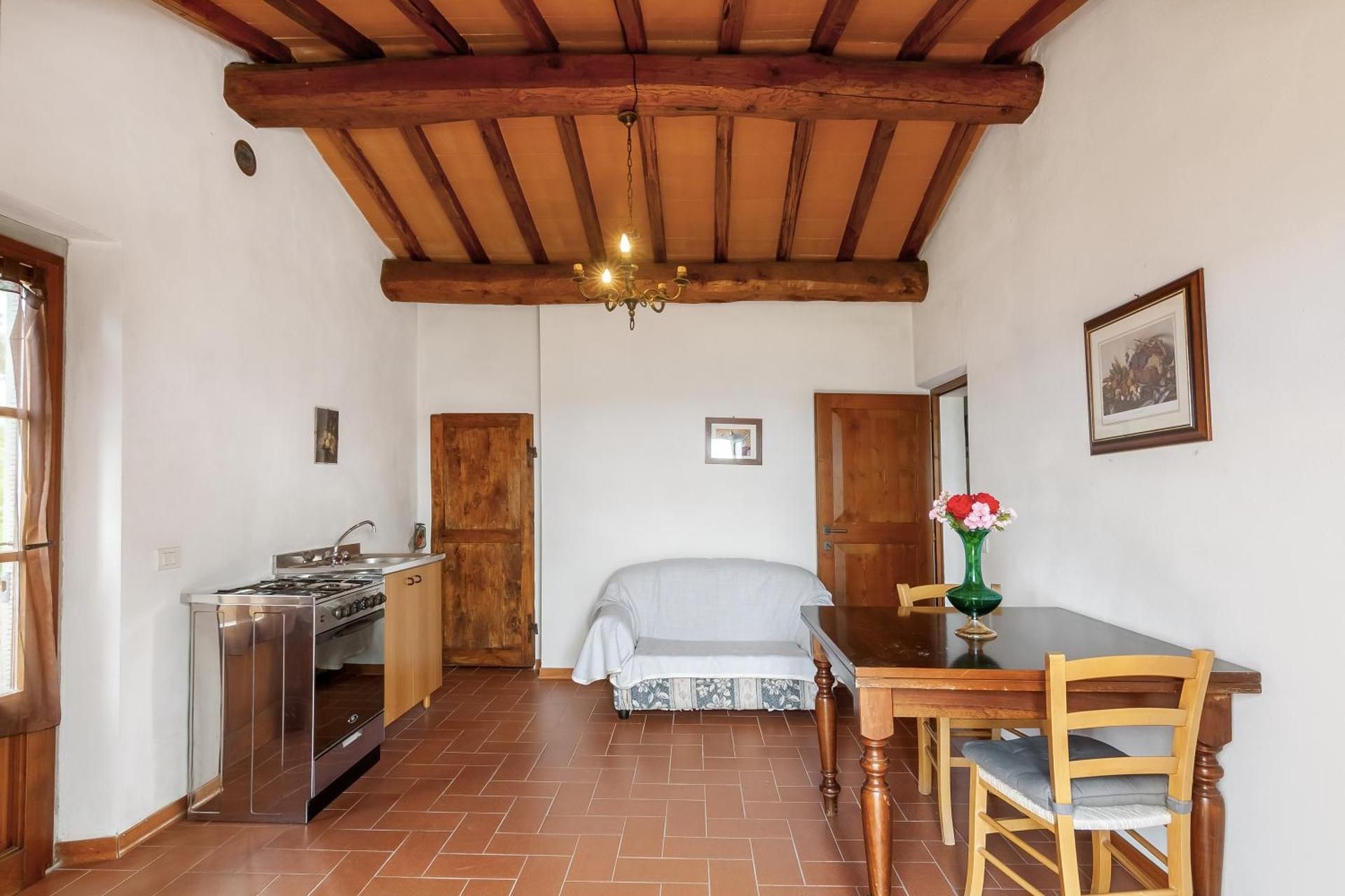 Superior One-Bedroom Apartment