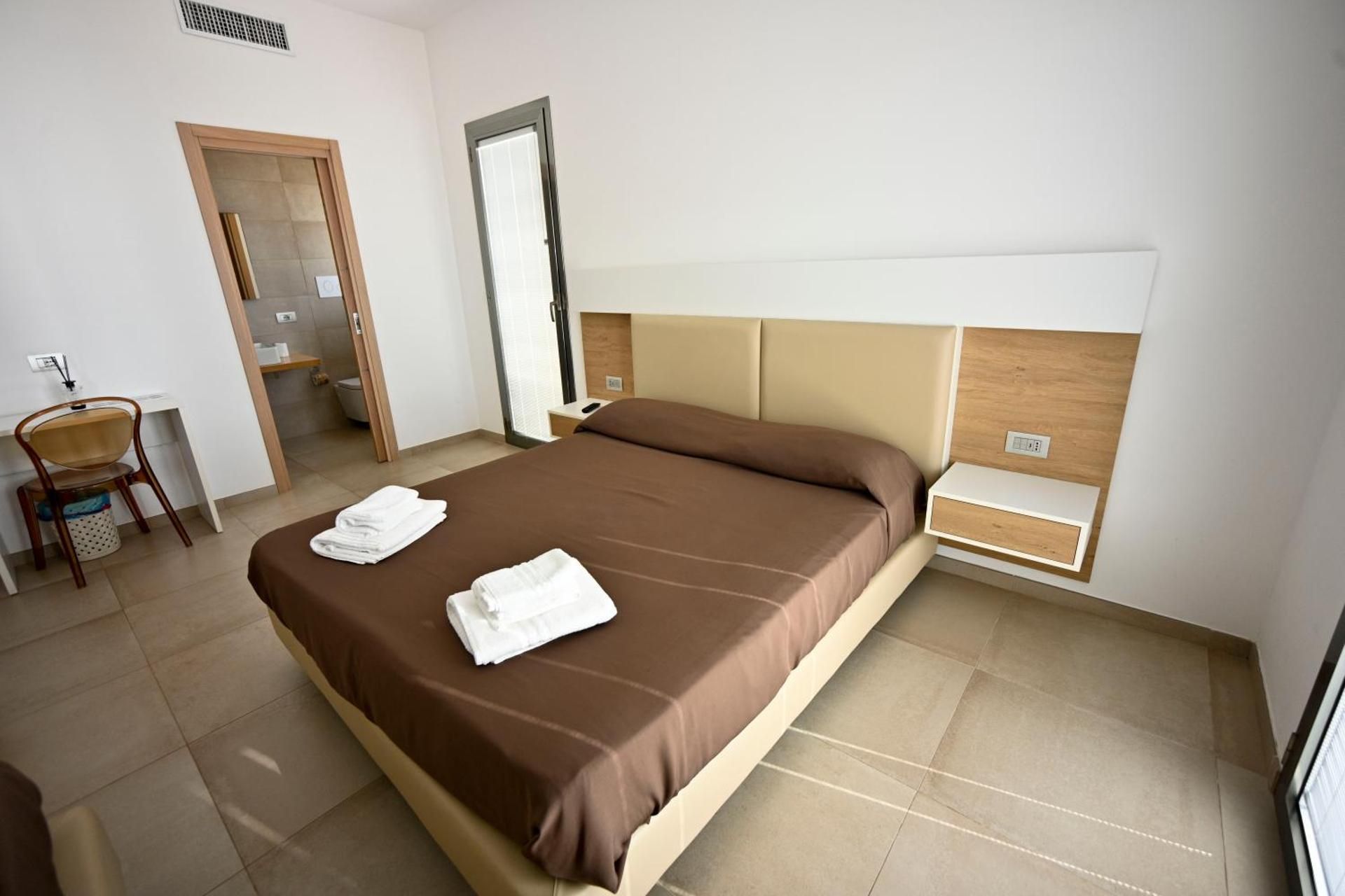 Comfort Triple Room