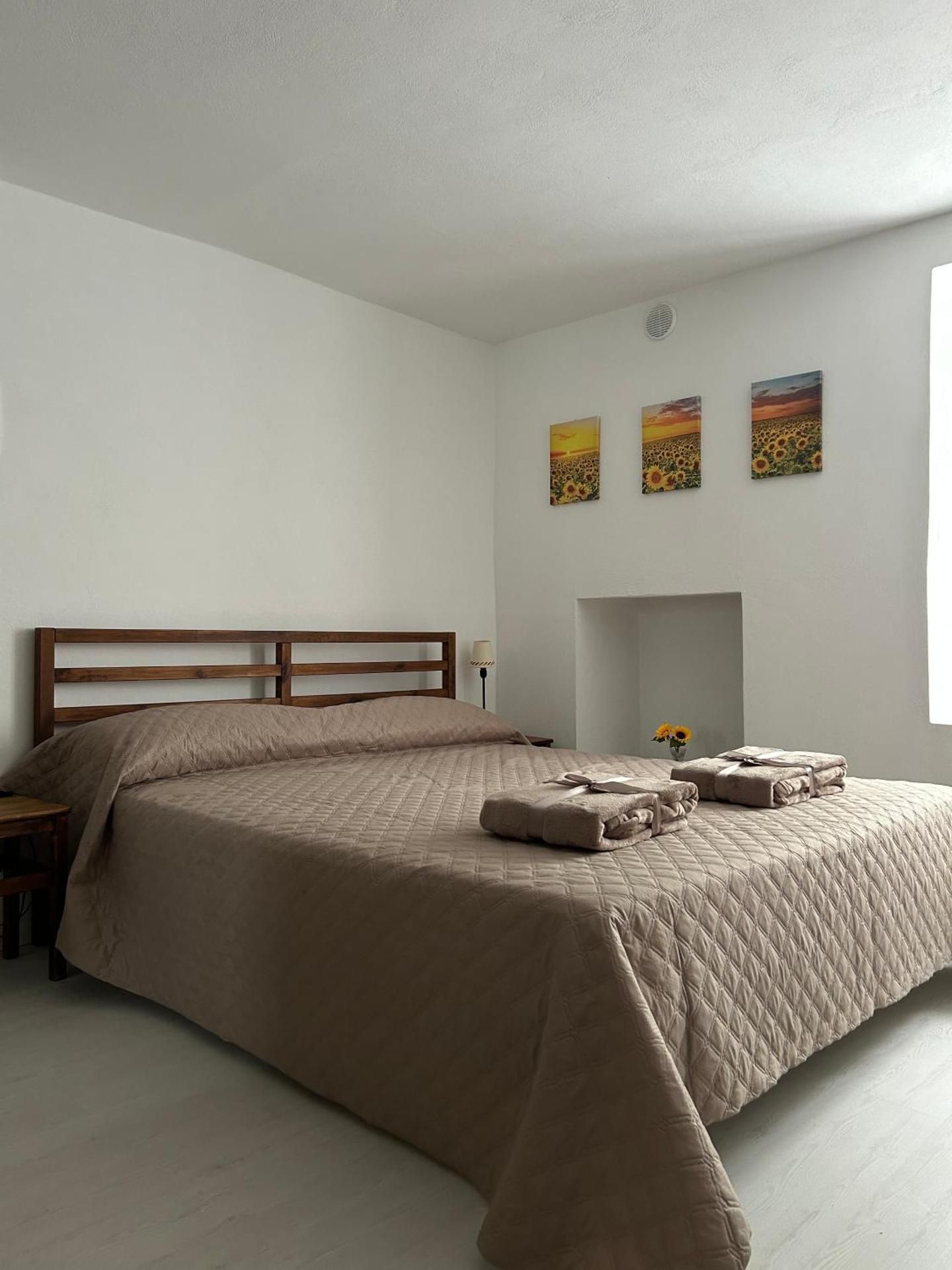 Deluxe Double Room with Extra Bed
