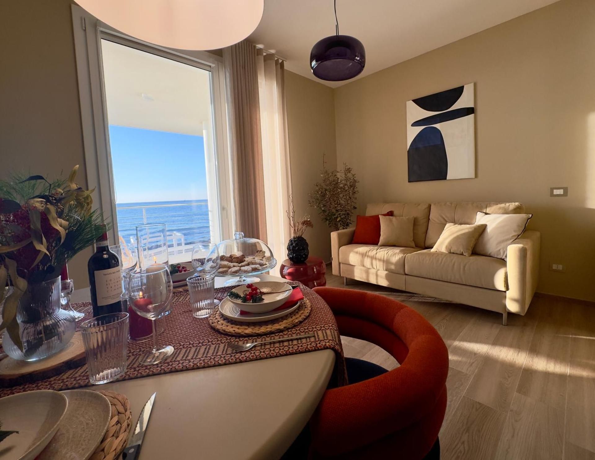Deluxe One-Bedroom Apartment with Ocean View