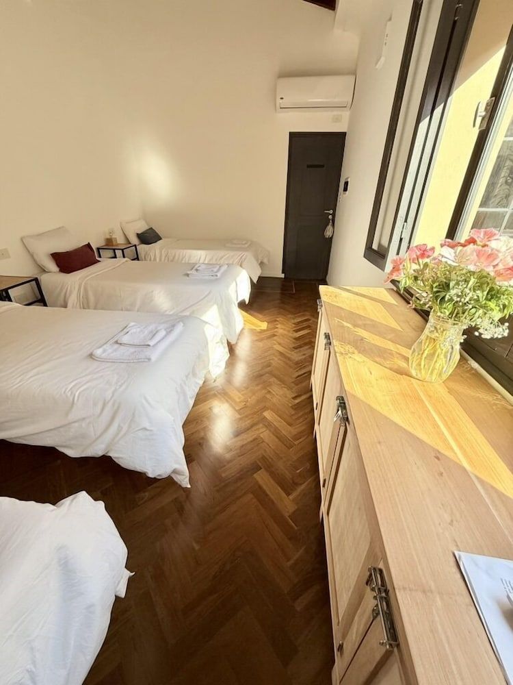 Clivias Hostel Classic Shared Dormitory, Mixed Dorm, Shared Bathroom, Courtyard View 16