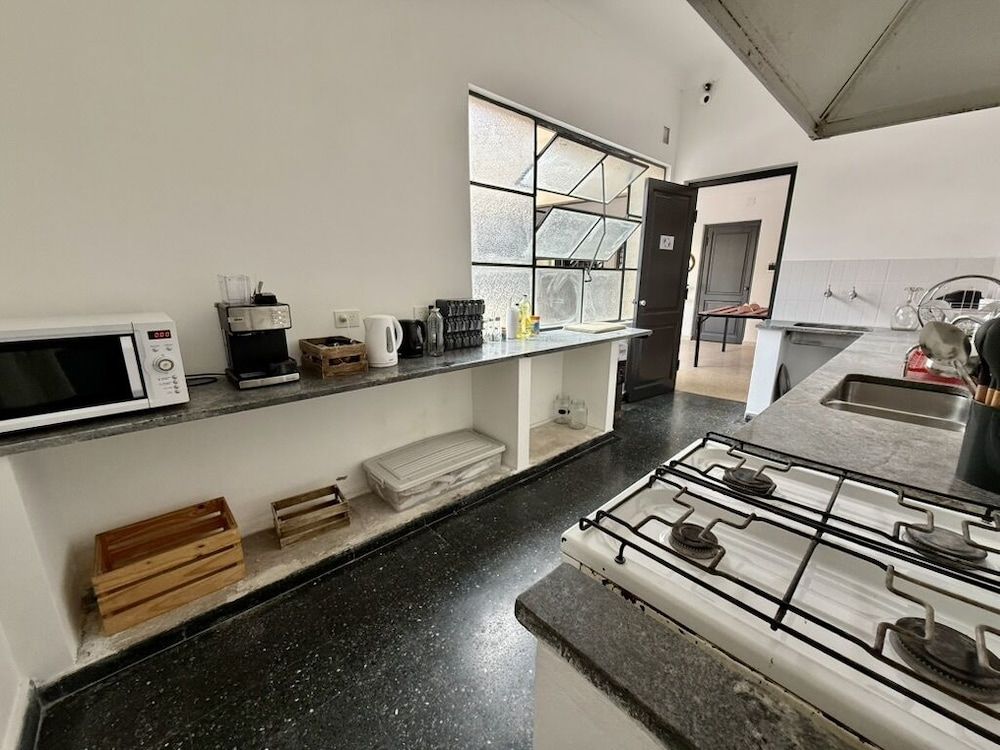 Clivias Hostel Superior Double or Twin Room, Mixed Dorm, Air conditioning, Courtyard View 14