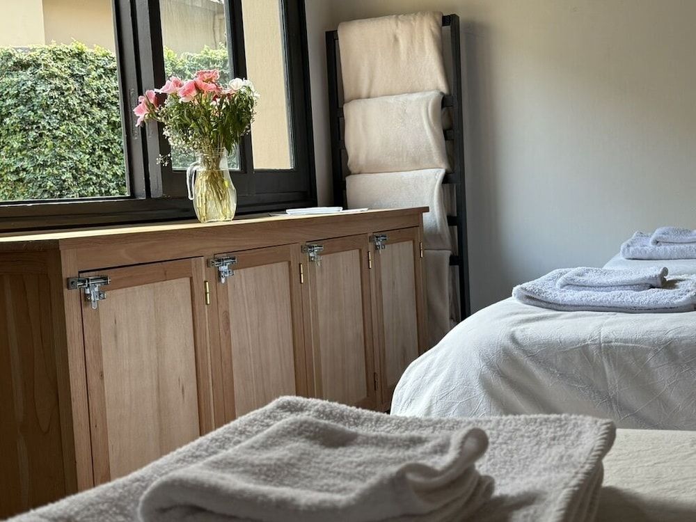 Clivias Hostel Classic Shared Dormitory, Mixed Dorm, Shared Bathroom, Courtyard View 3