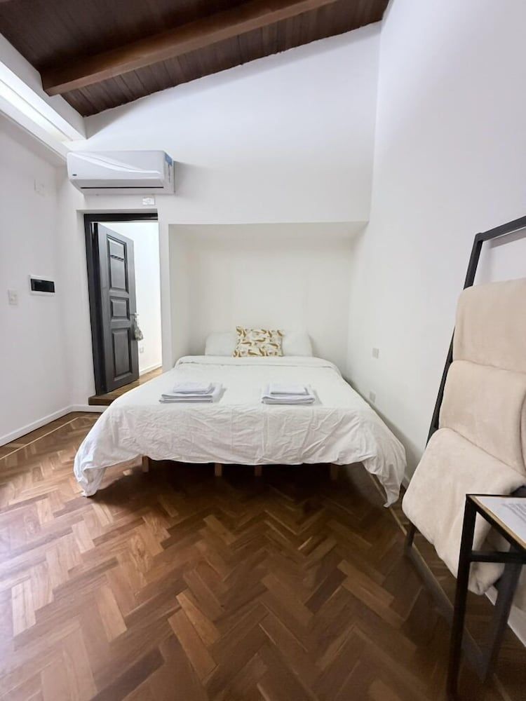 Clivias Hostel Traditional Shared Dormitory, Mixed Dorm, Shared Bathroom, Courtyard View 8