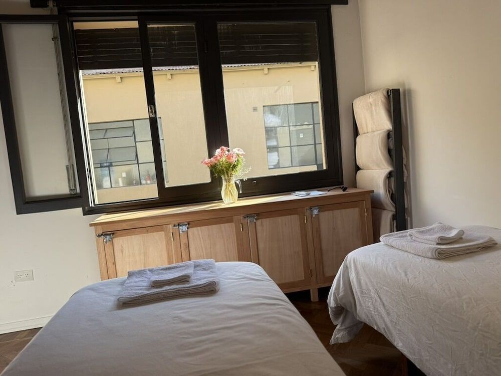 Clivias Hostel Classic Shared Dormitory, Mixed Dorm, Shared Bathroom, Courtyard View 8