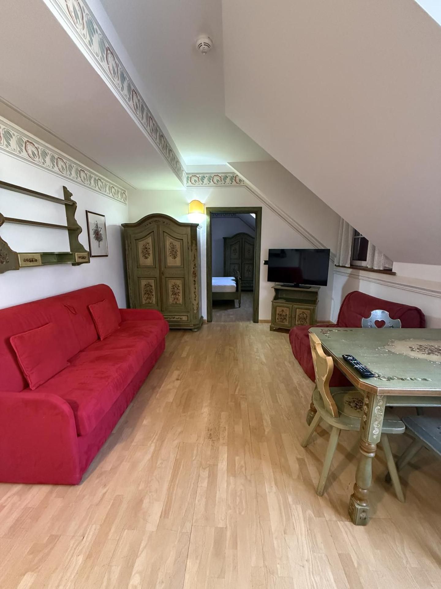 Suite with Mountain View