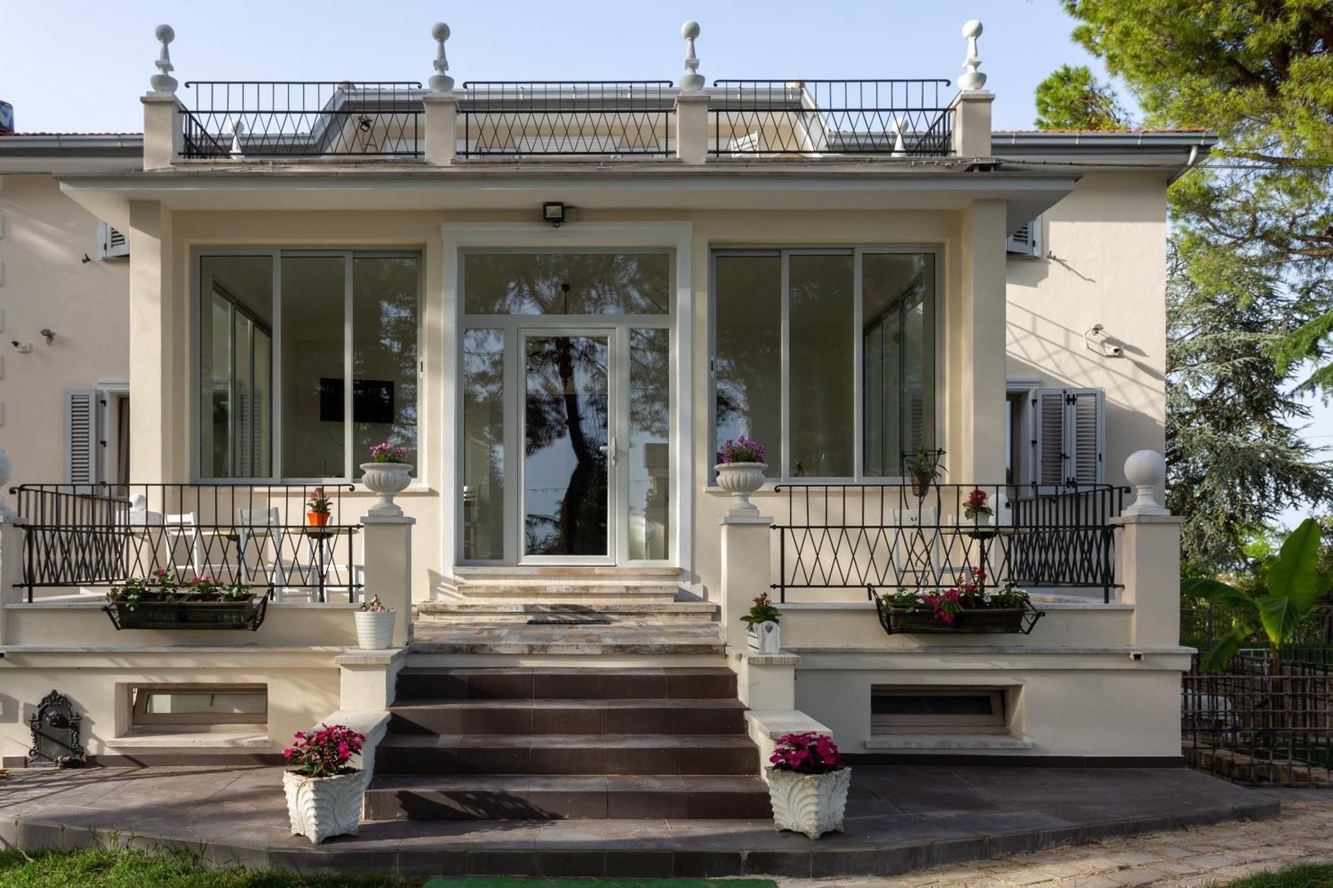 Comfort Quadruple Room