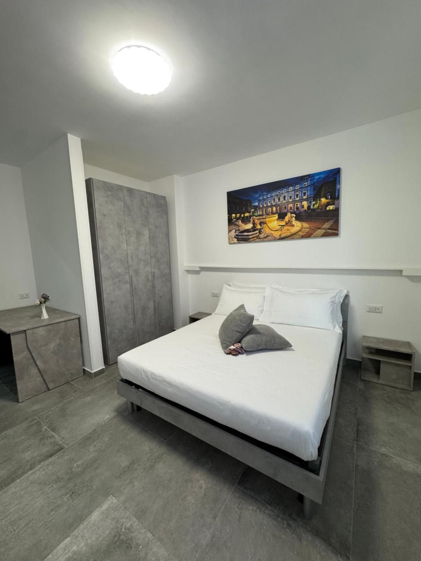 Large Double Room