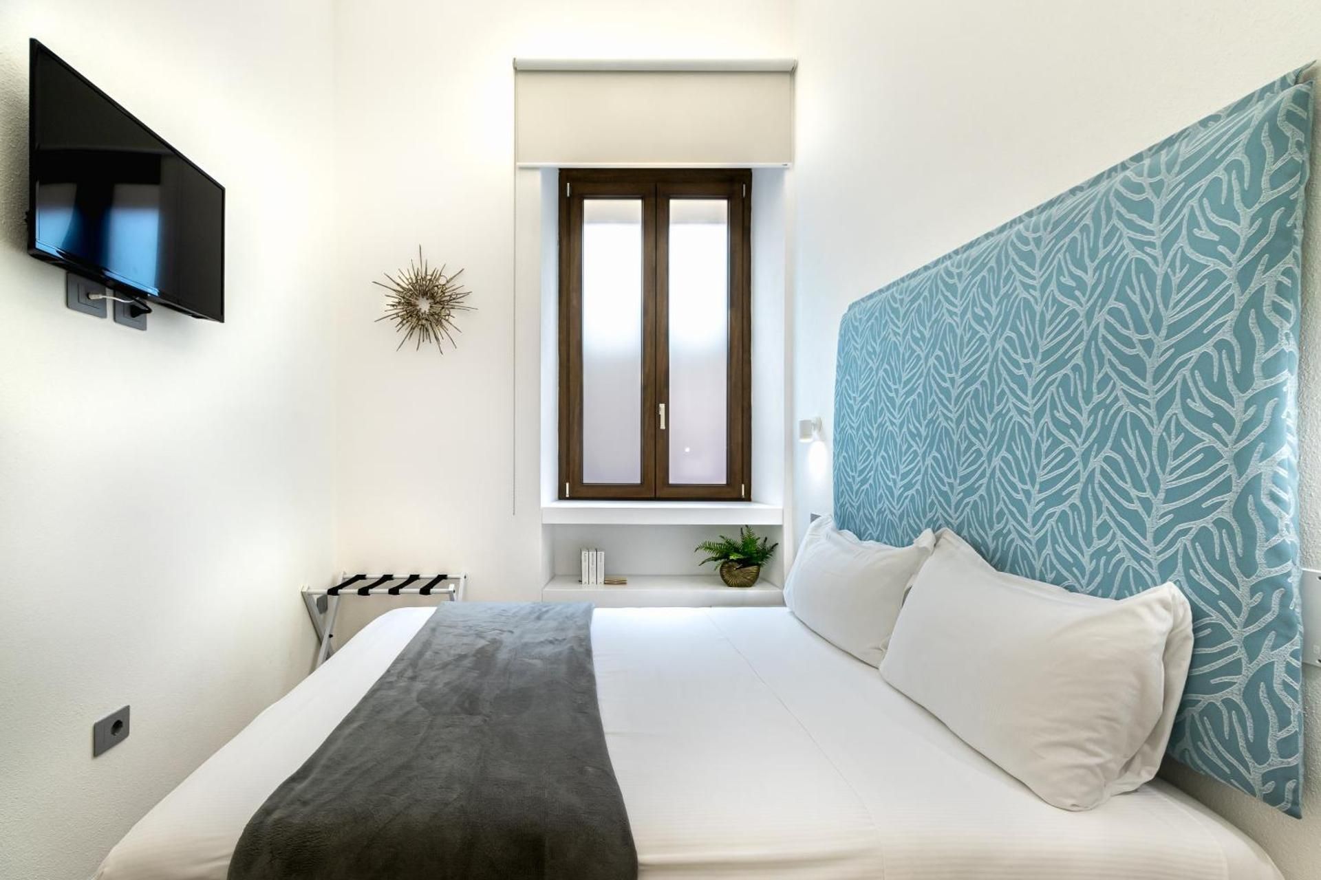 Double Room with Private External Bathroom