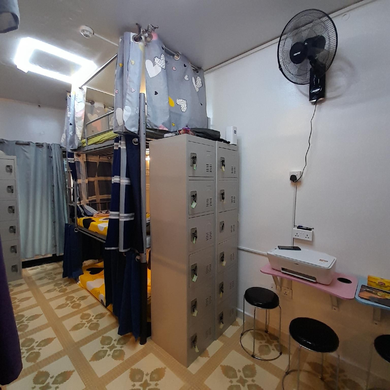 Co.Living Hostel Dubai - near Gold Souq Metro