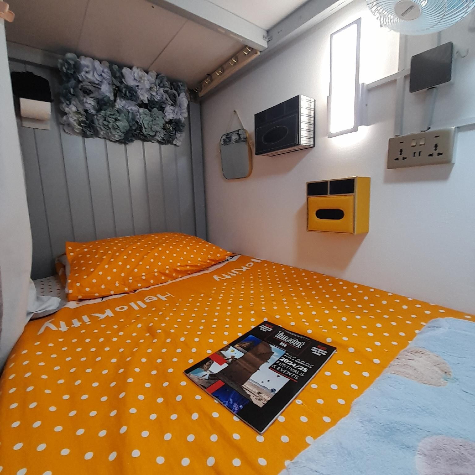 Co.Living Hostel Dubai - near Gold Souq Metro Private 2-Bed Dormitory Room 3