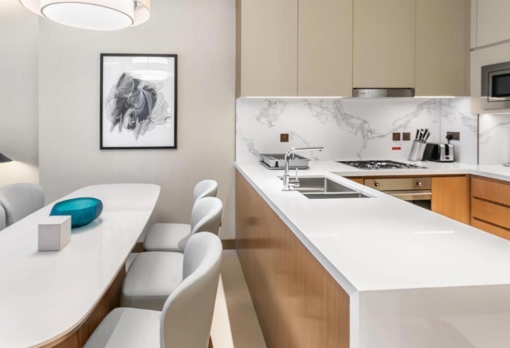 Apartment with City View