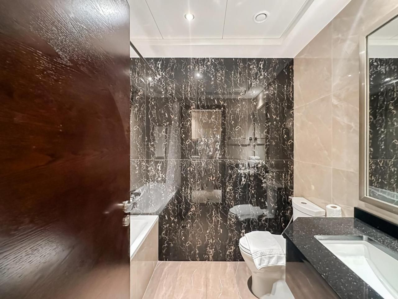 Elite Downtown residence