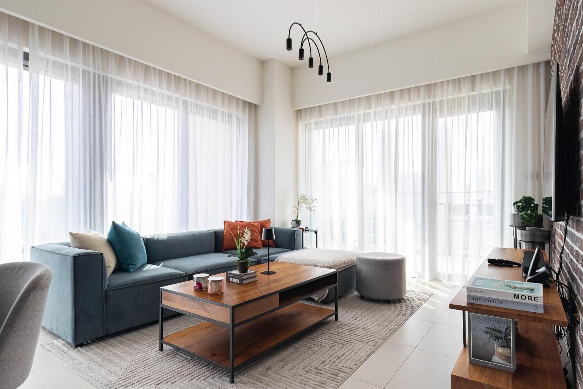 Two-Bedroom Deluxe Apartment with Balcony