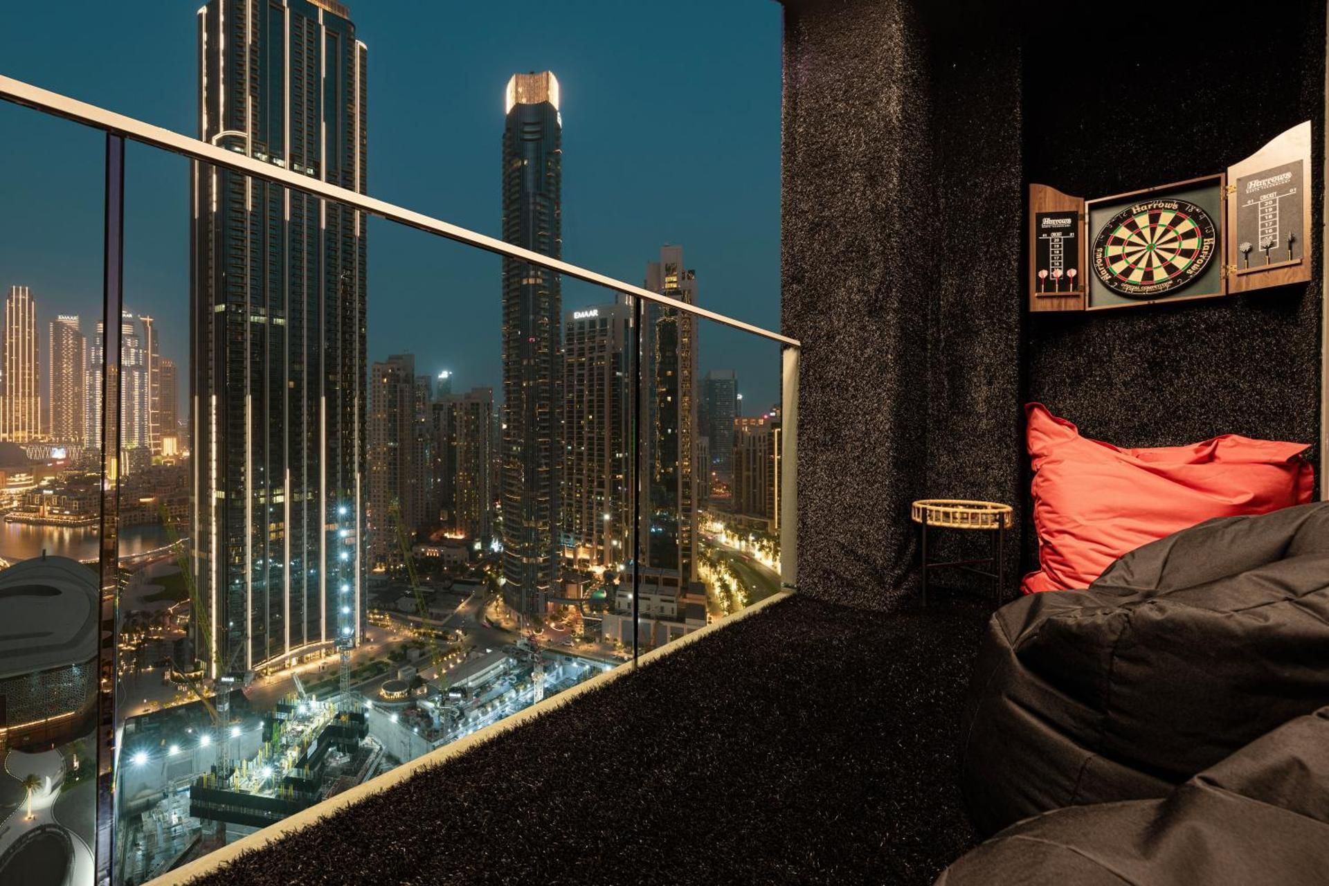 Four-Bedroom Luxury Apartment