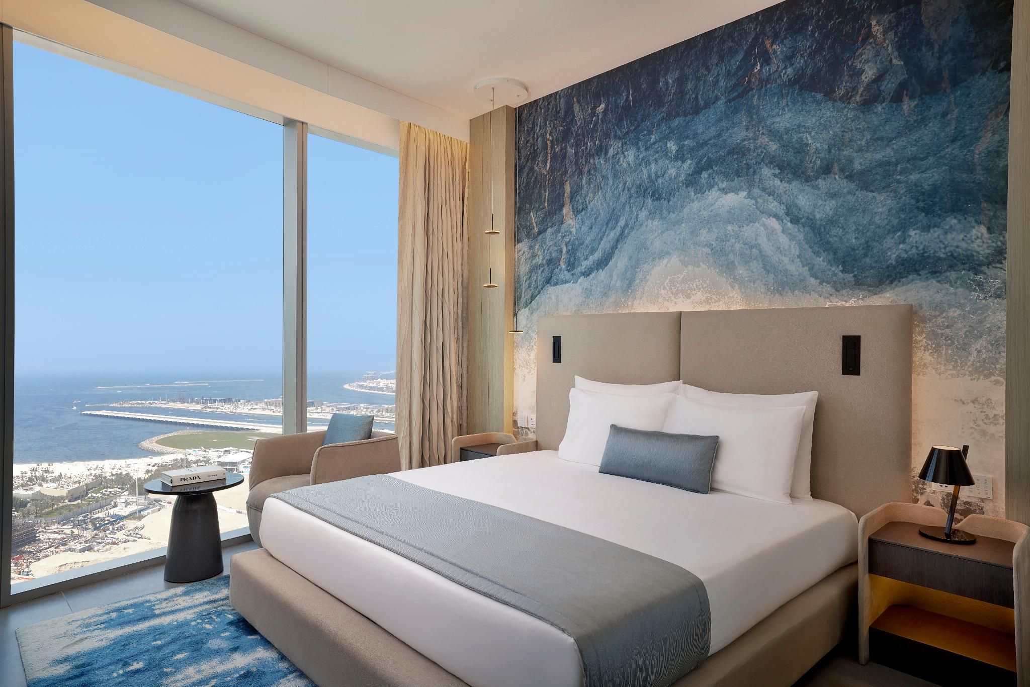 1 King Premium High Floor Lounge Access