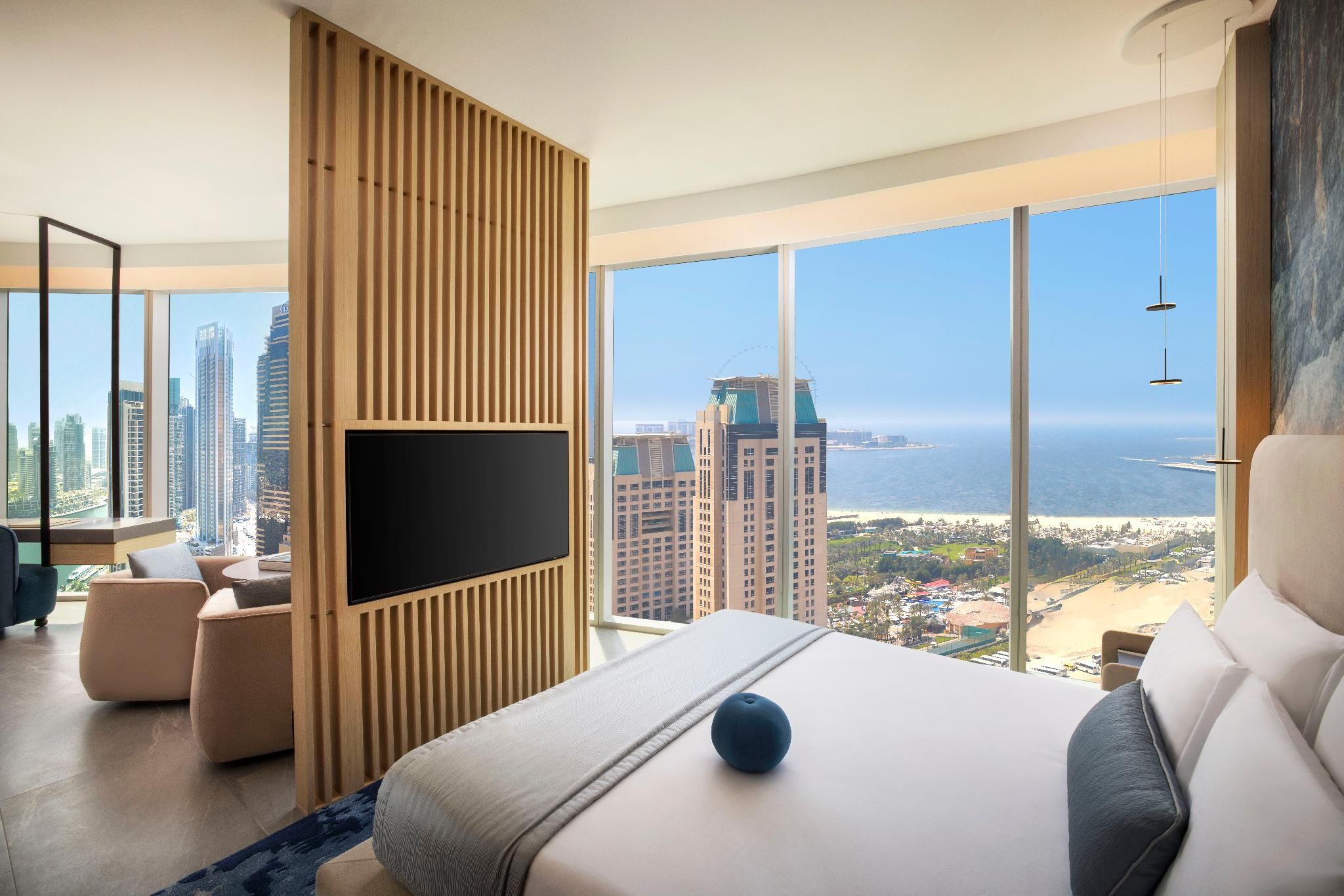 1 King Suite