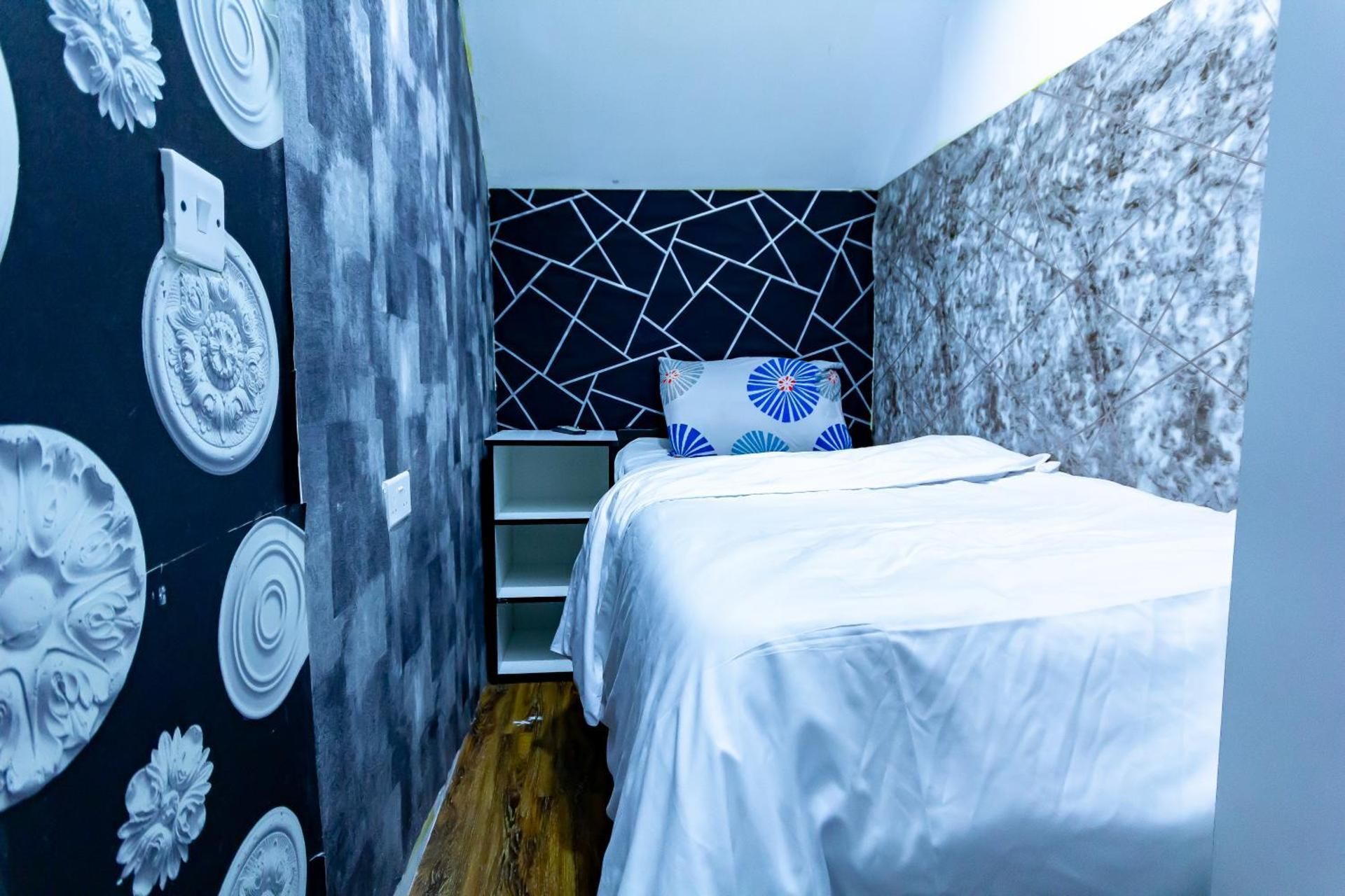 Single Room with Shared Shower and Toilet