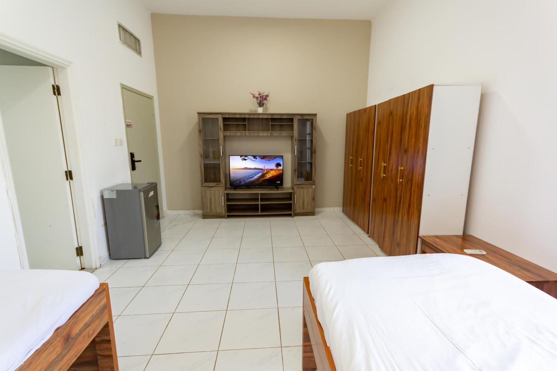 Twin Room with Private Bathroom