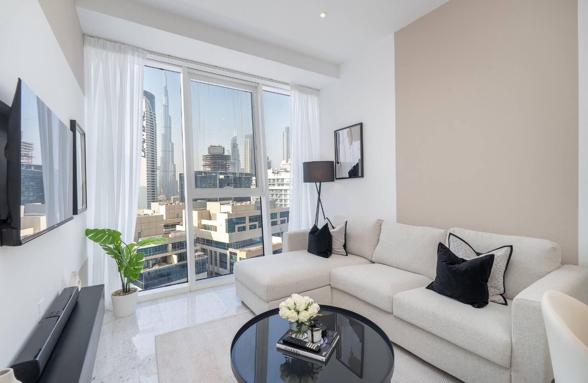 apartment - entire house or apartment