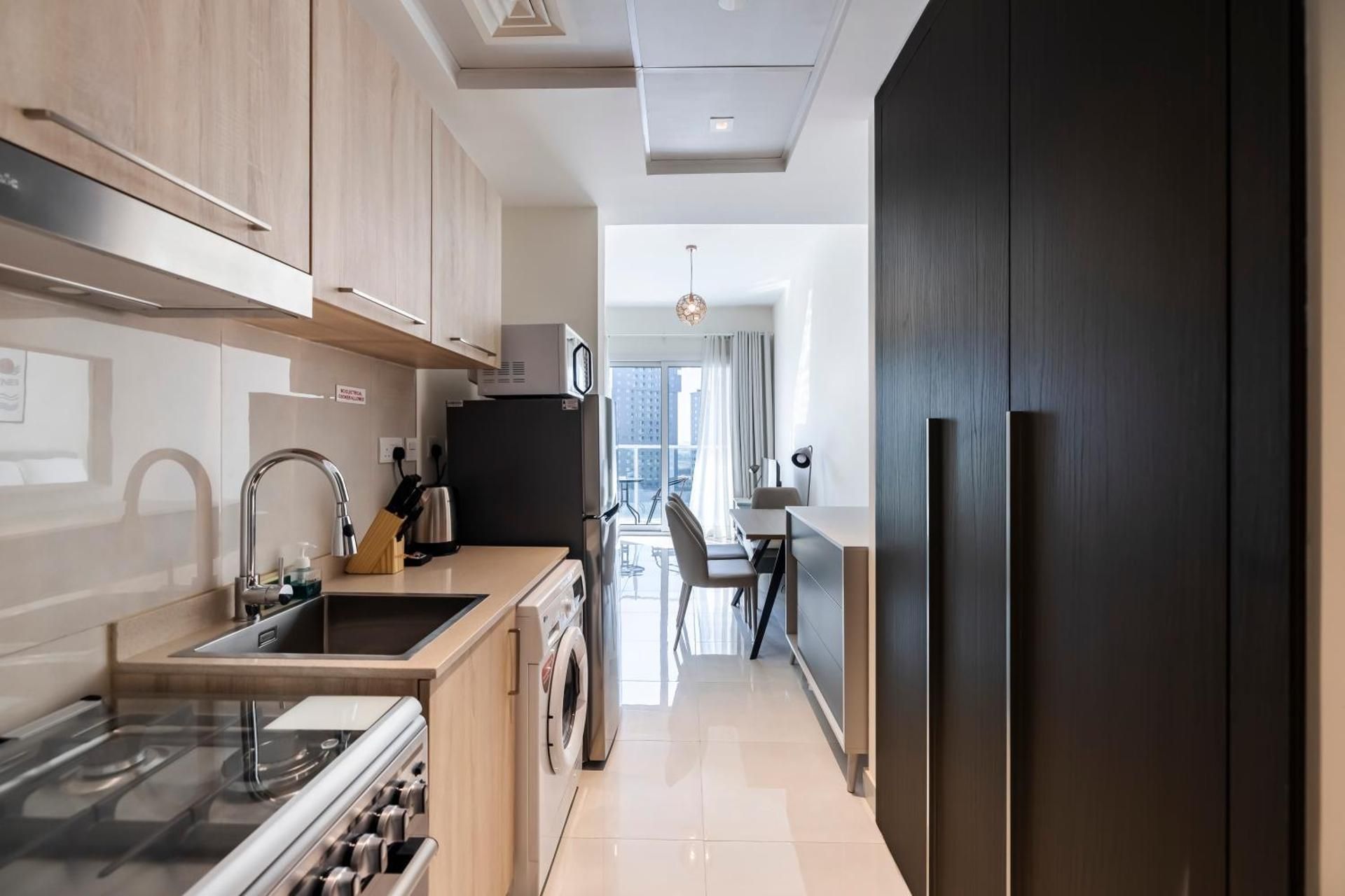 Studio with Kitchen & Balcony