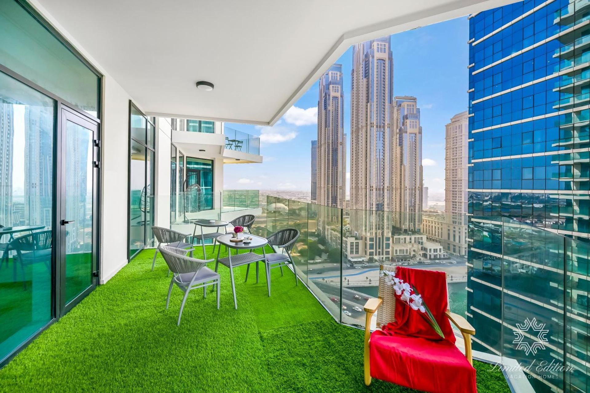 Apartment with Balcony