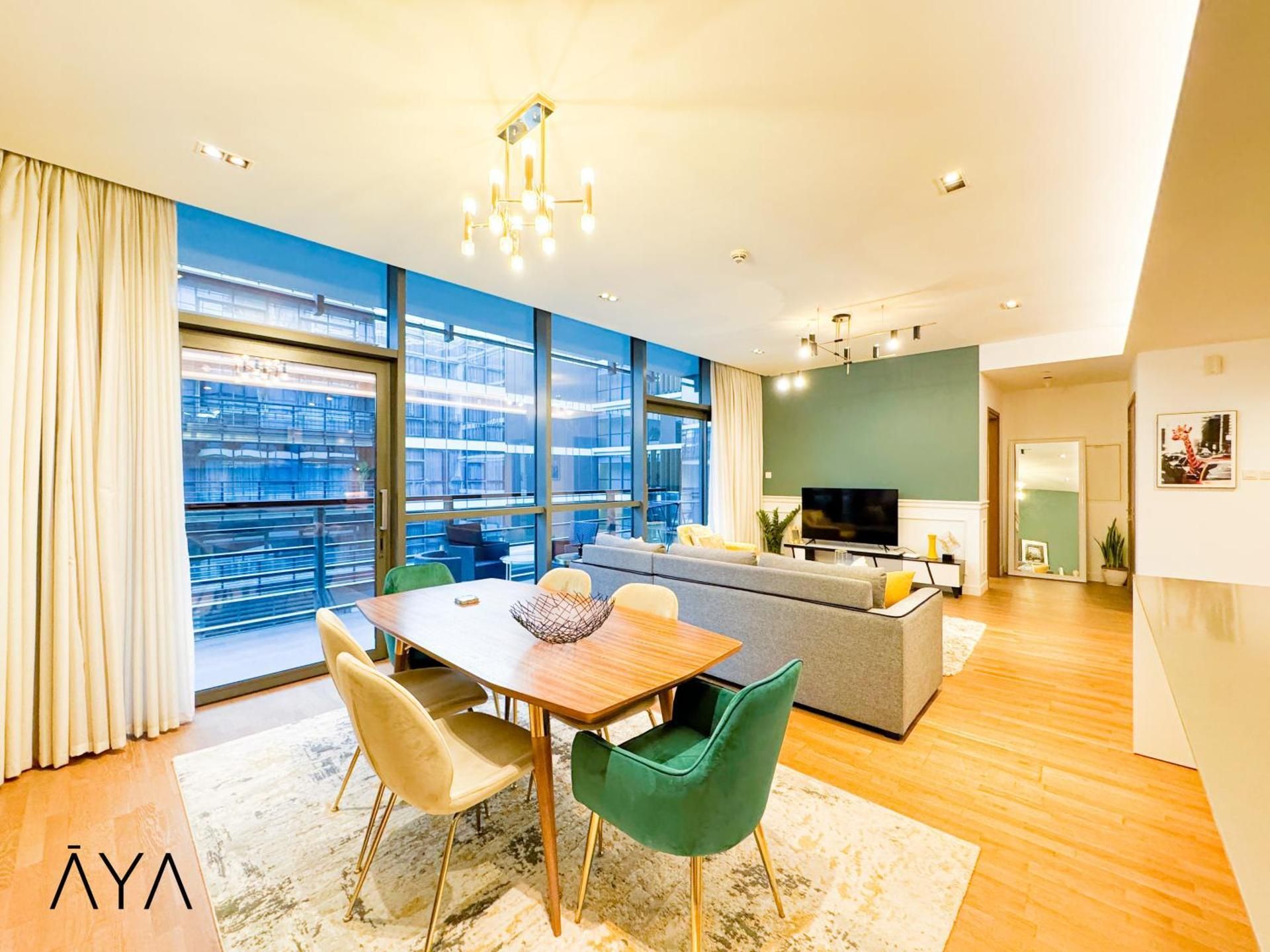 Luxury Apartment with Pool, Patio & Gym in City Walk By AYA Boutique
