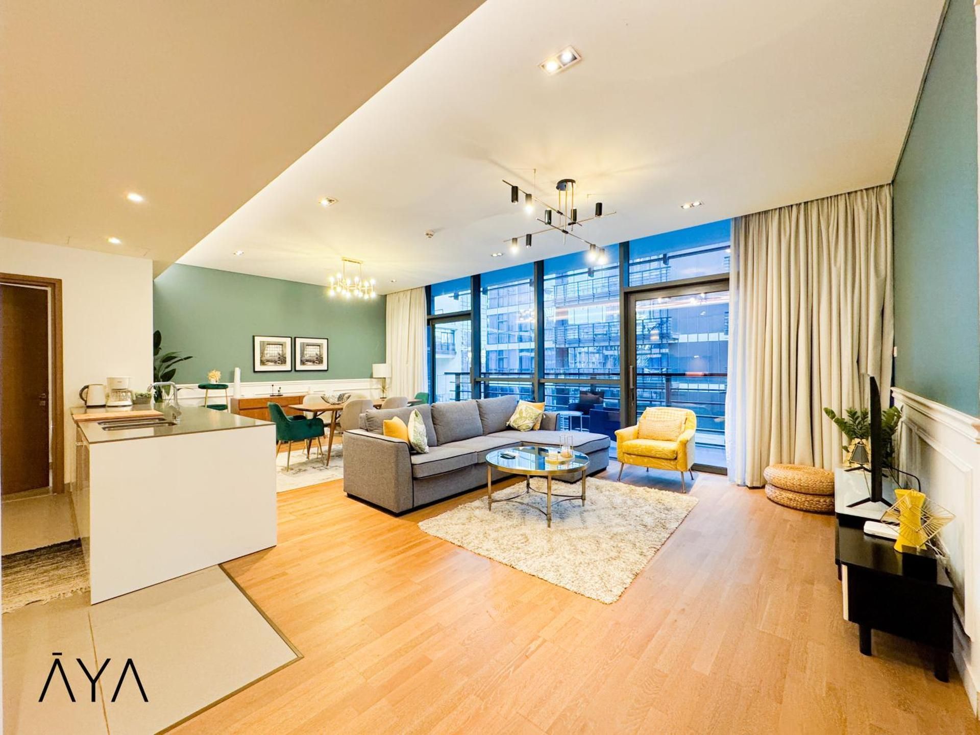 Luxury Apartment with Pool, Patio & Gym in City Walk By AYA Boutique
