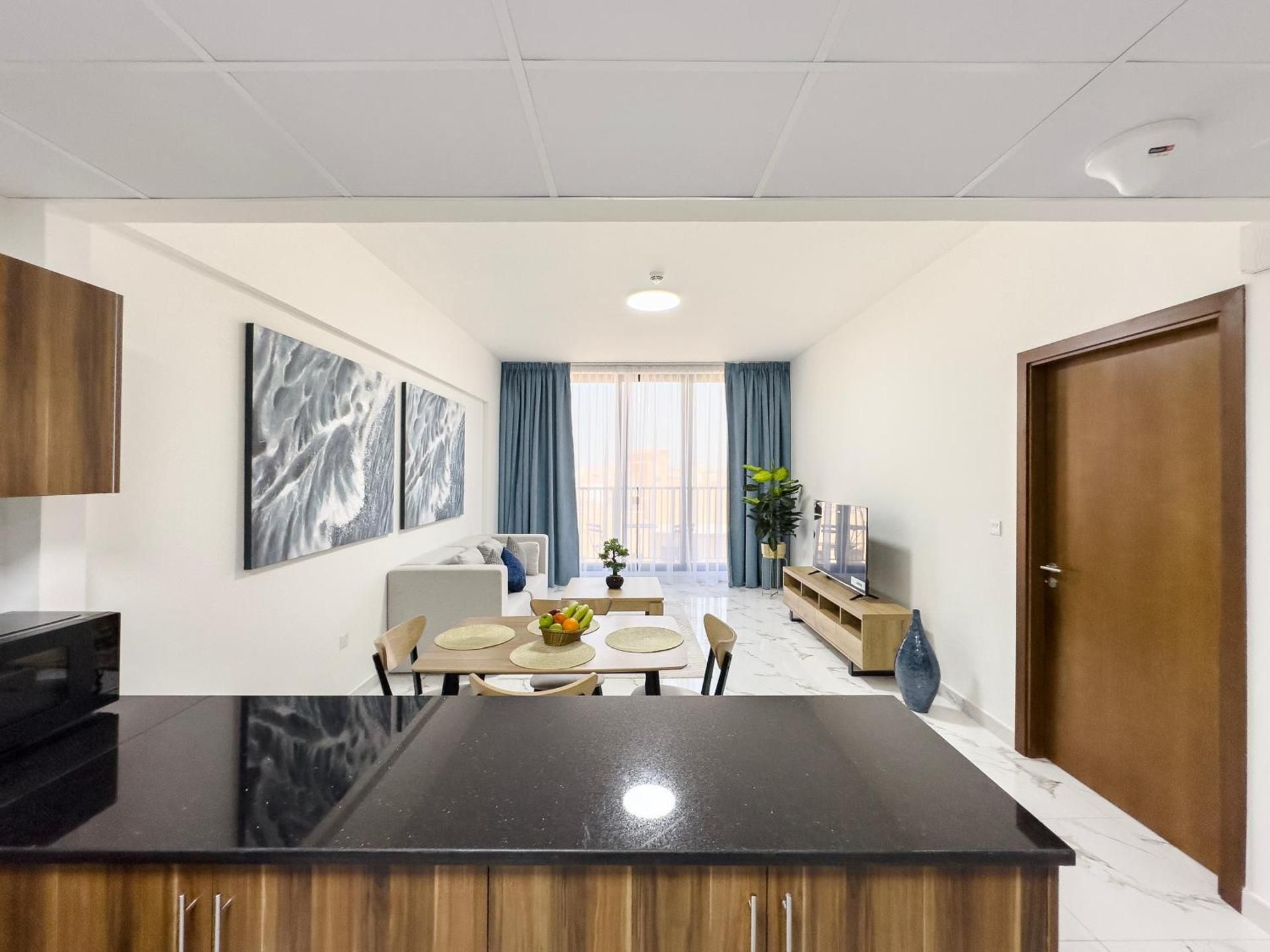 One-Bedroom Apartment with Balcony
