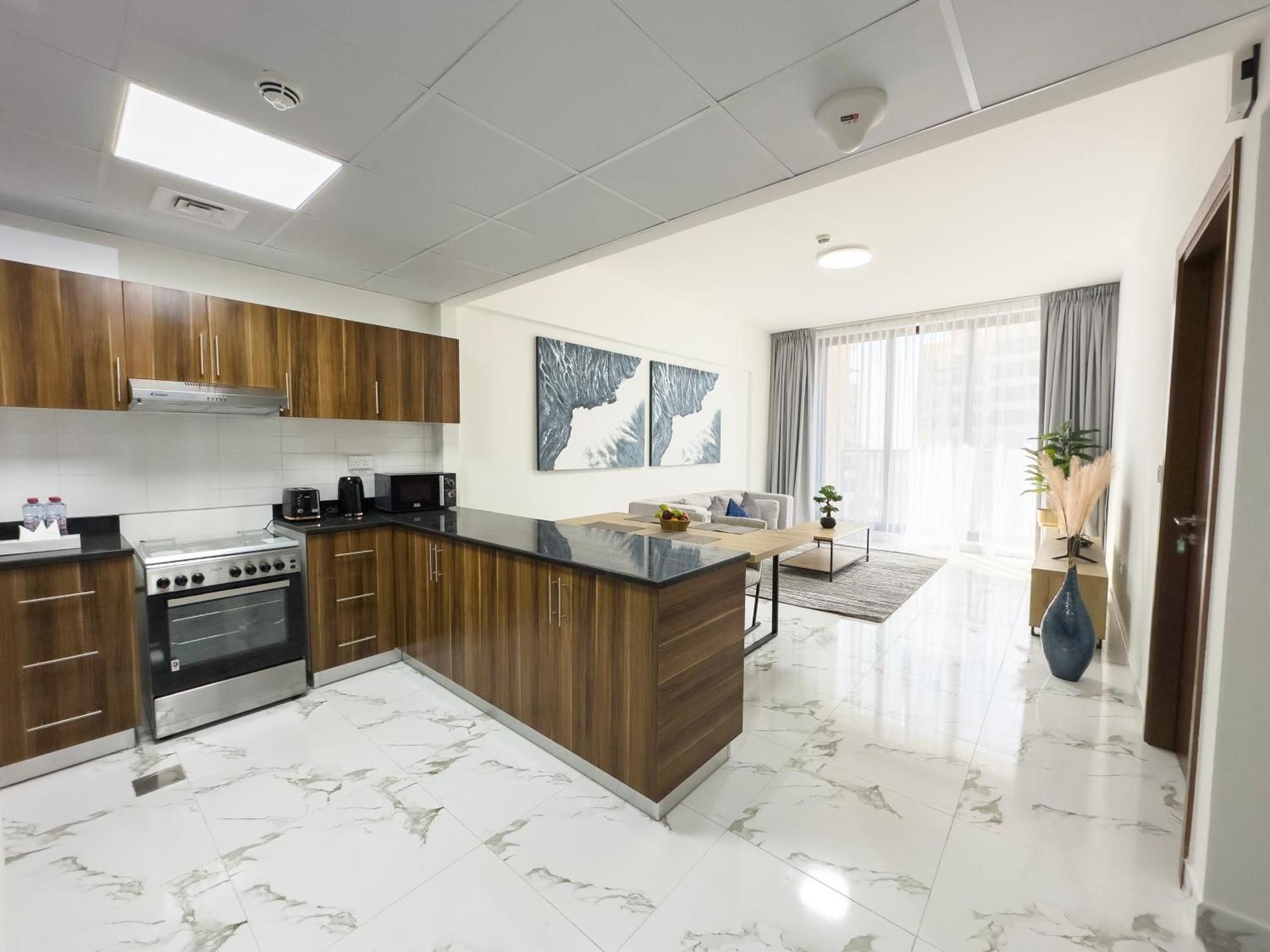 Deluxe One-Bedroom Apartment