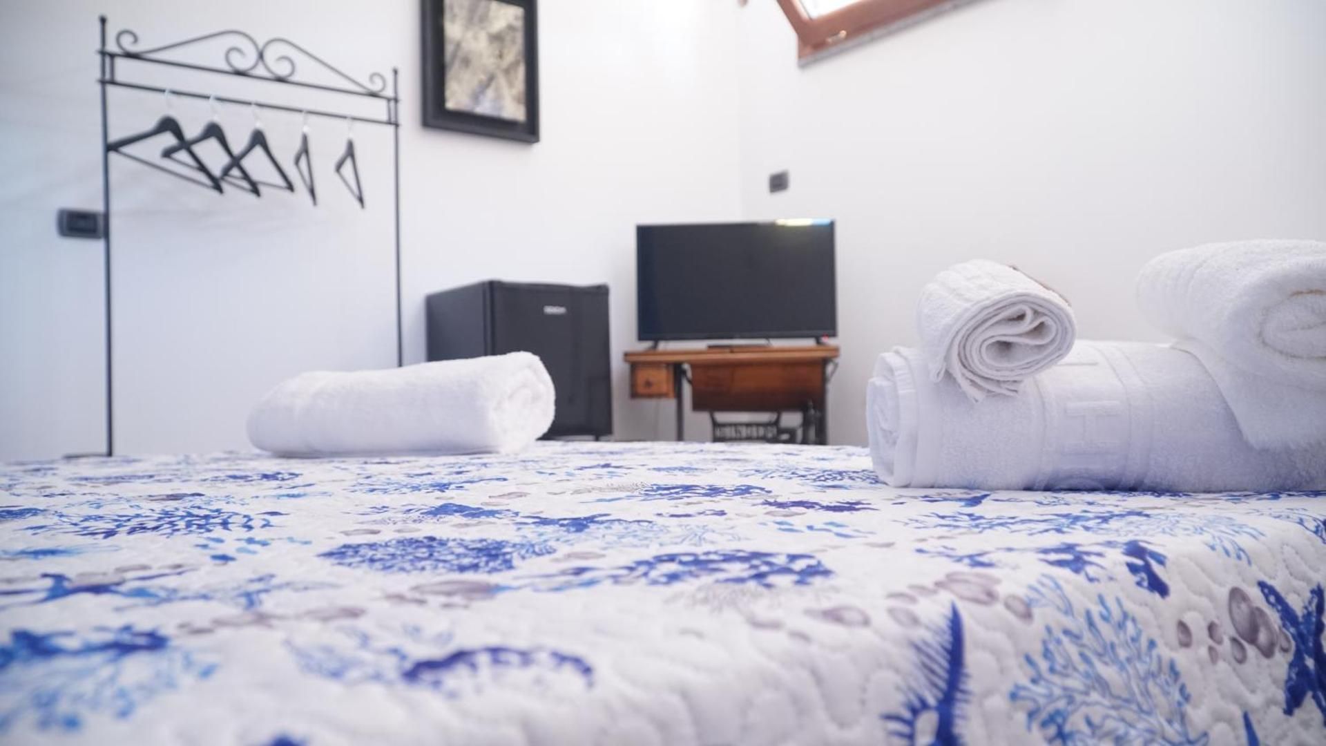 Triple Room with Private Bathroom