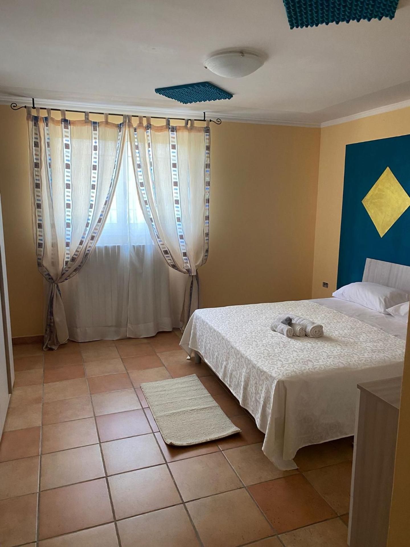 Large Double Room