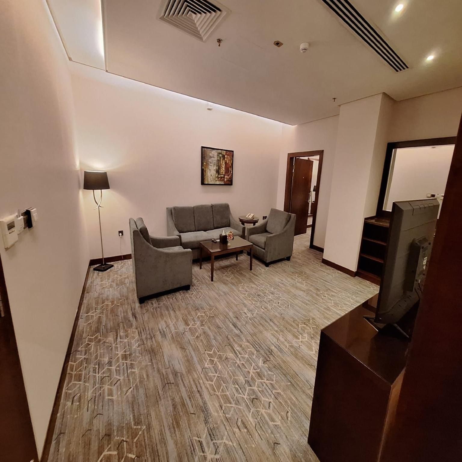 Dancenter  Al Olaya  Formerly Qaser Al Hamra by 