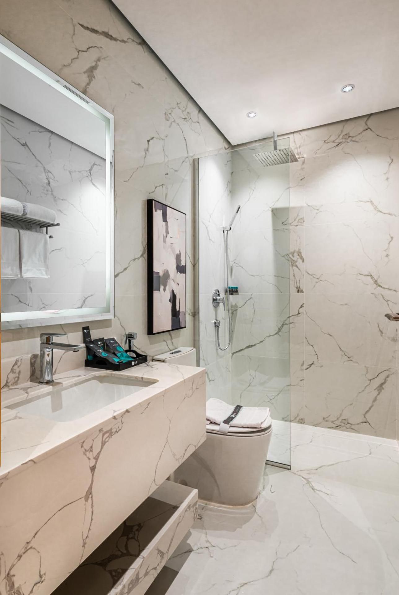 Rhenium Hotel Deluxe Double or Twin 3