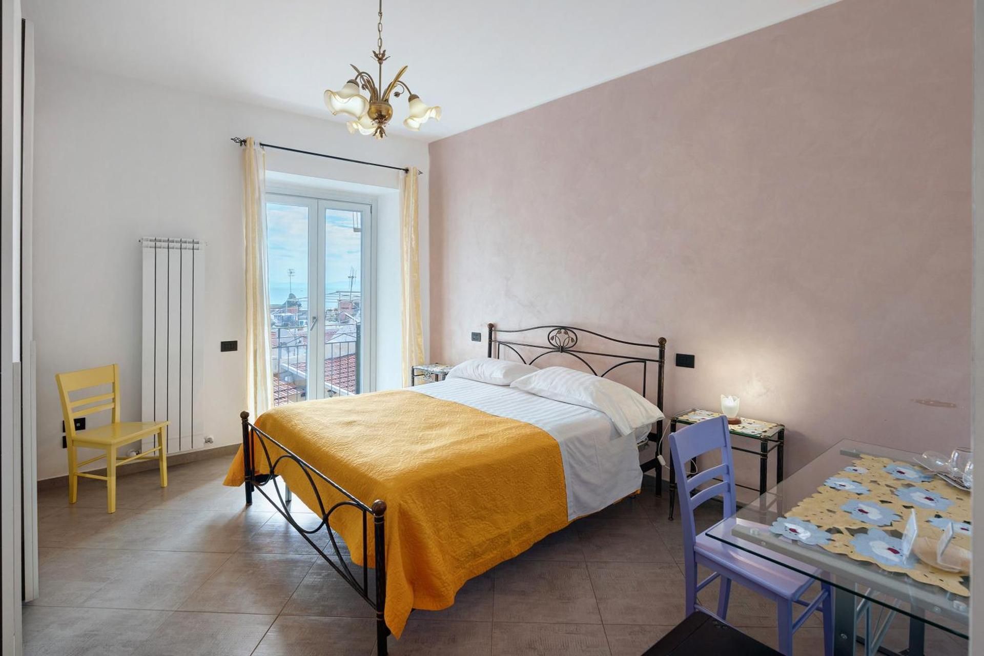 Standard Queen Room