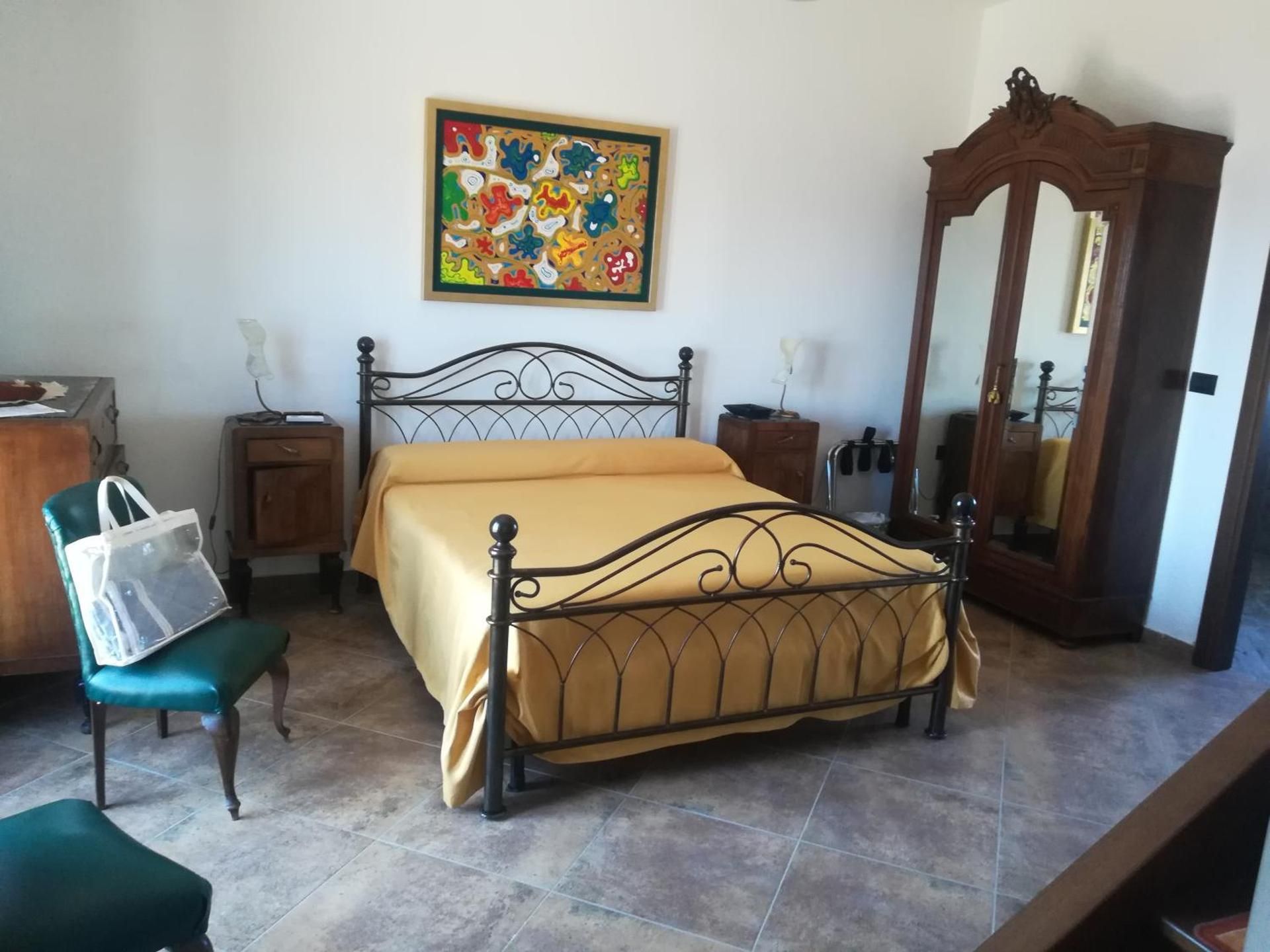King Room with Mountain View