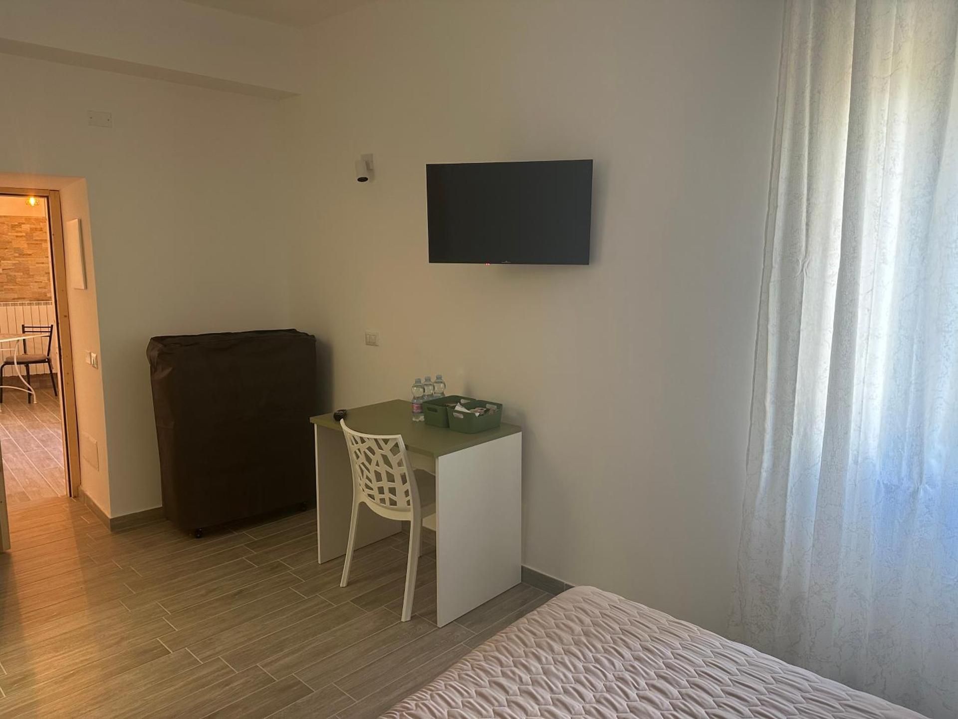 Triple Room with Private Bathroom
