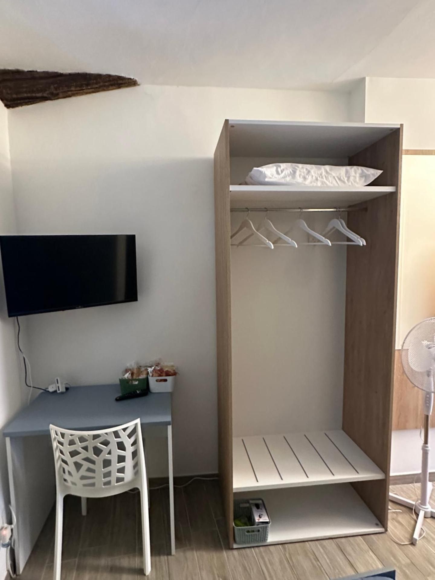 Single Room With Private Bathroom