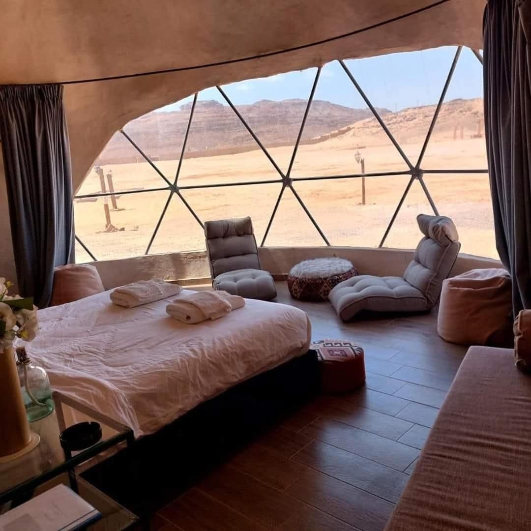 Family Room with Mountain View