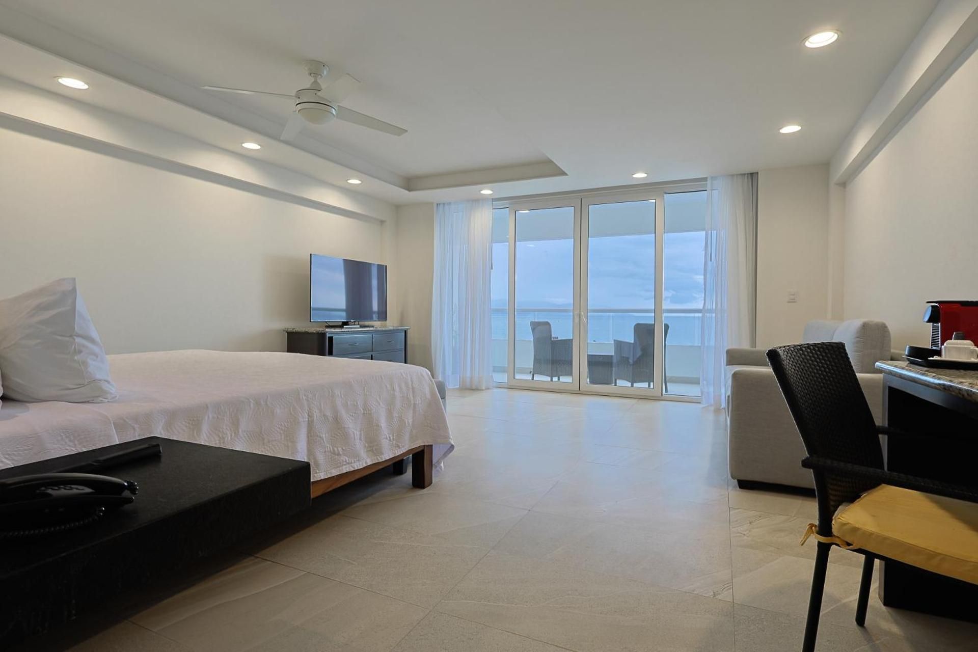 Deluxe Junior Suite