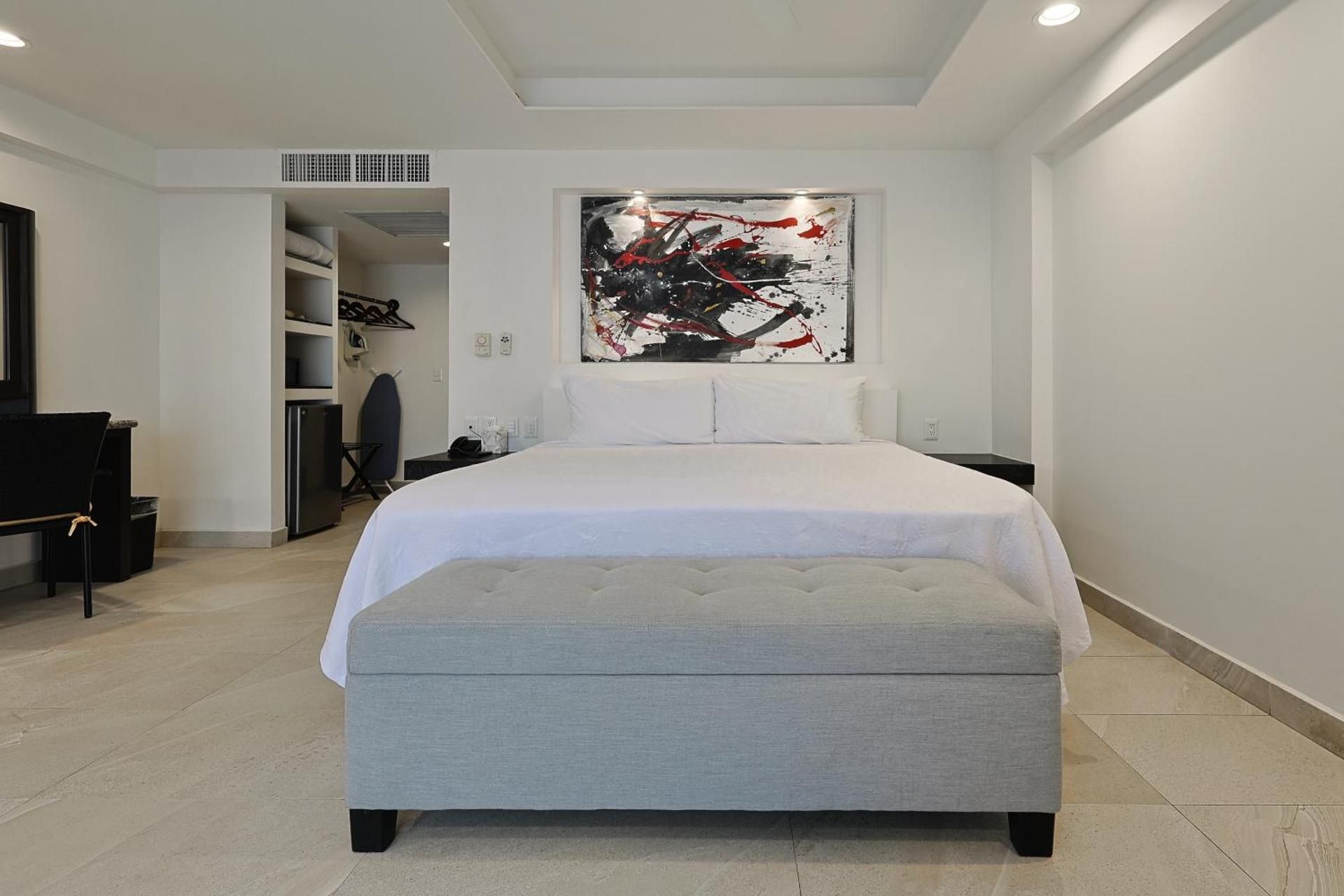 Deluxe Junior Suite