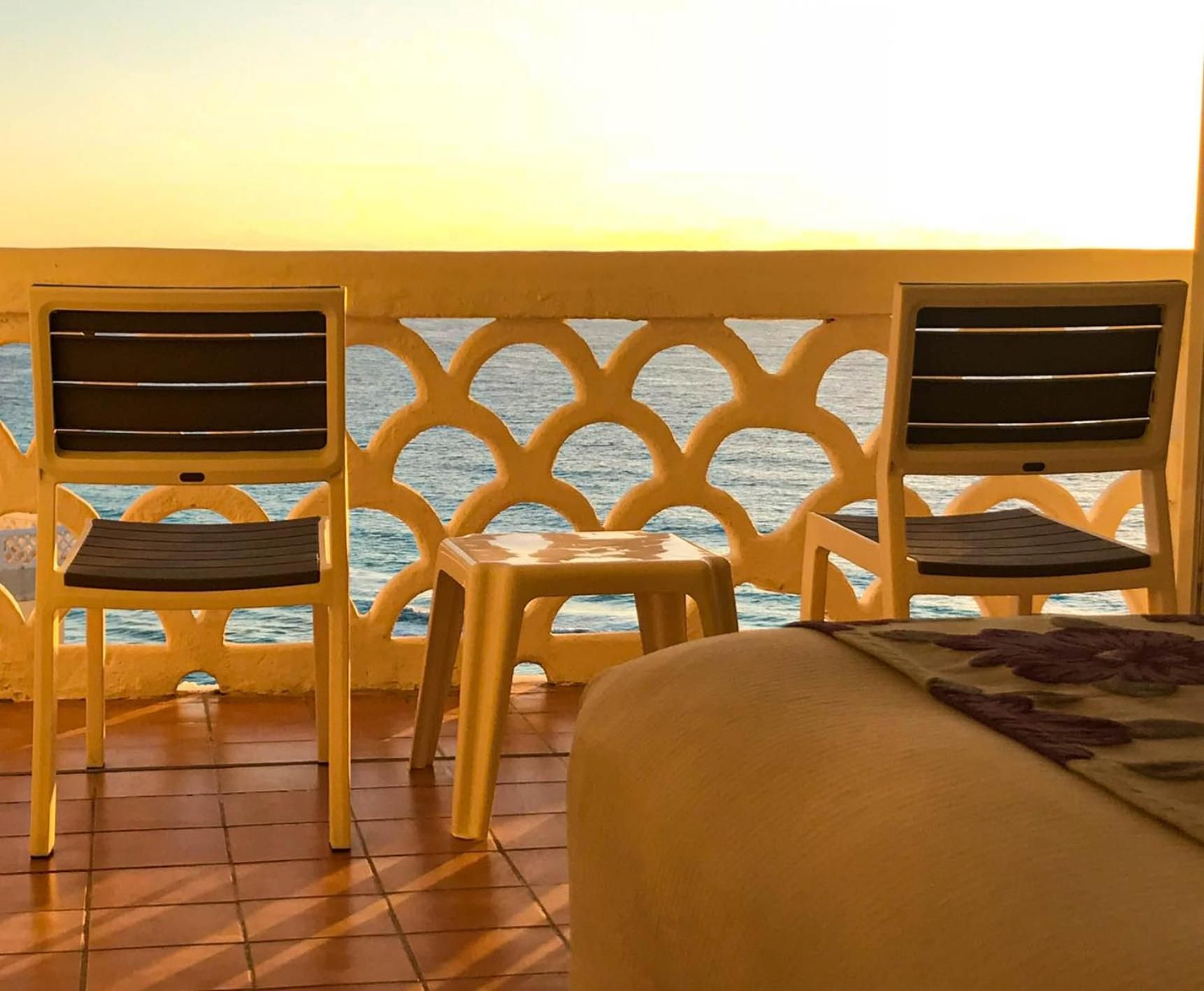 Double Room with Balcony and Sea View