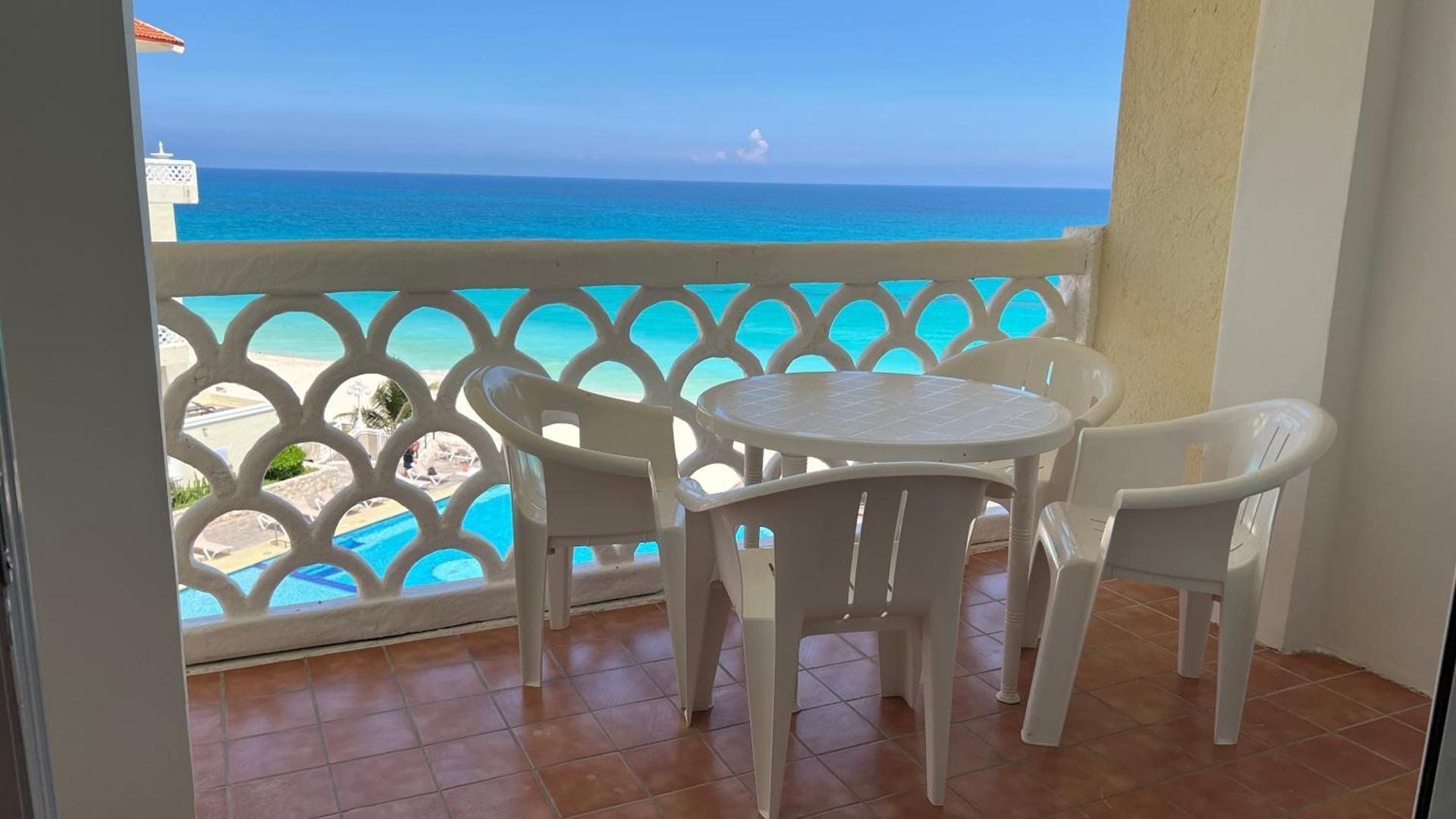 Studio with Balcony