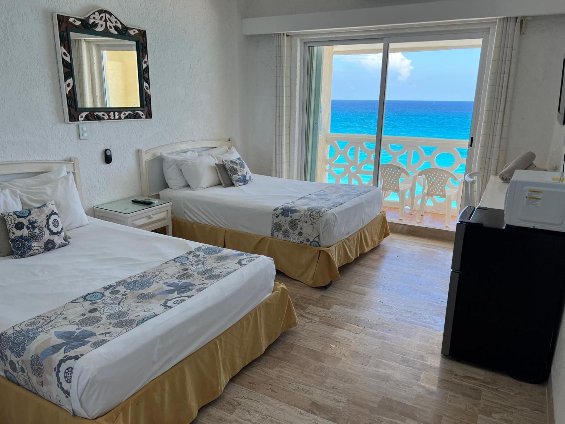 Double Room with Balcony and Sea View