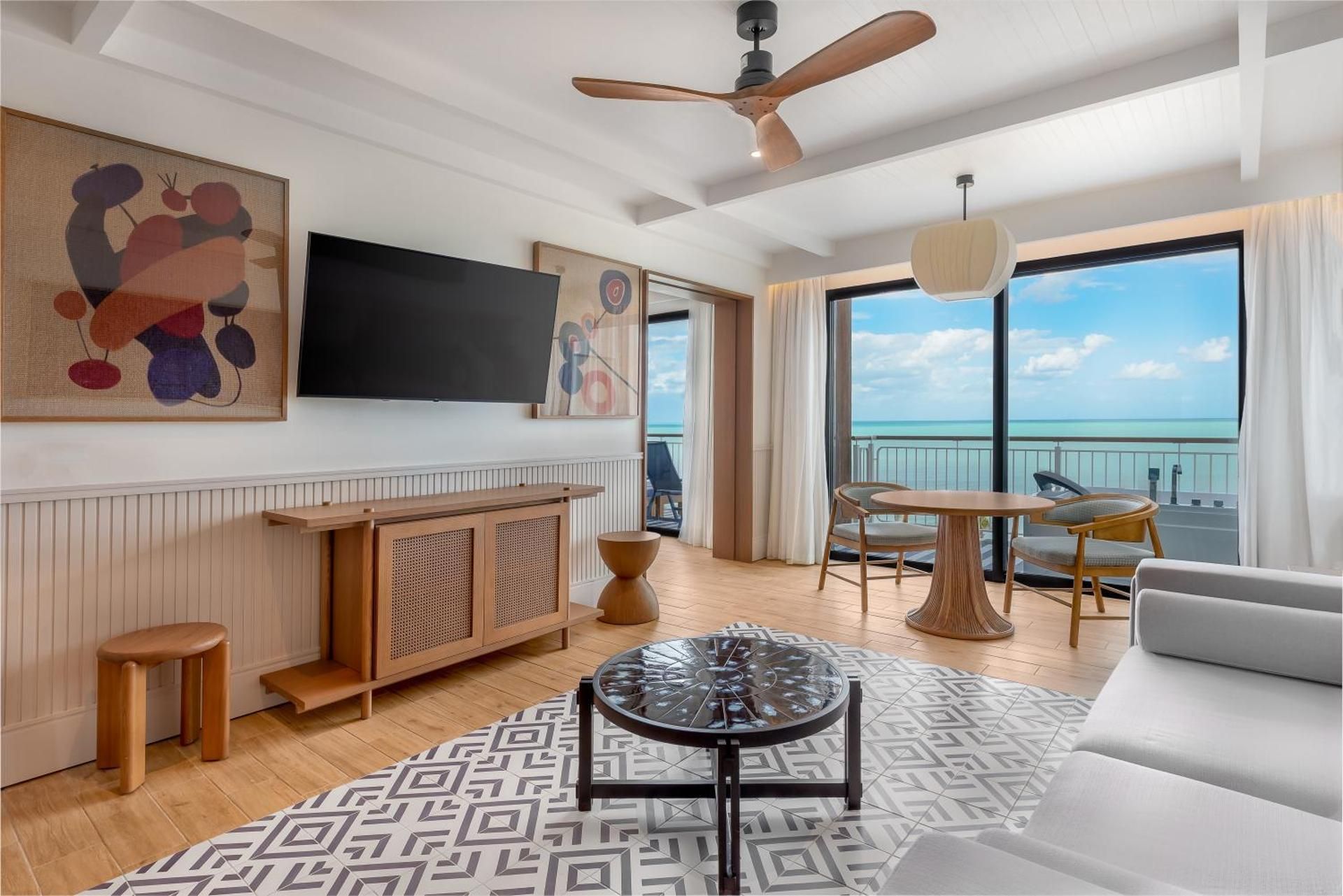Privilege Master Suite Ocean Front