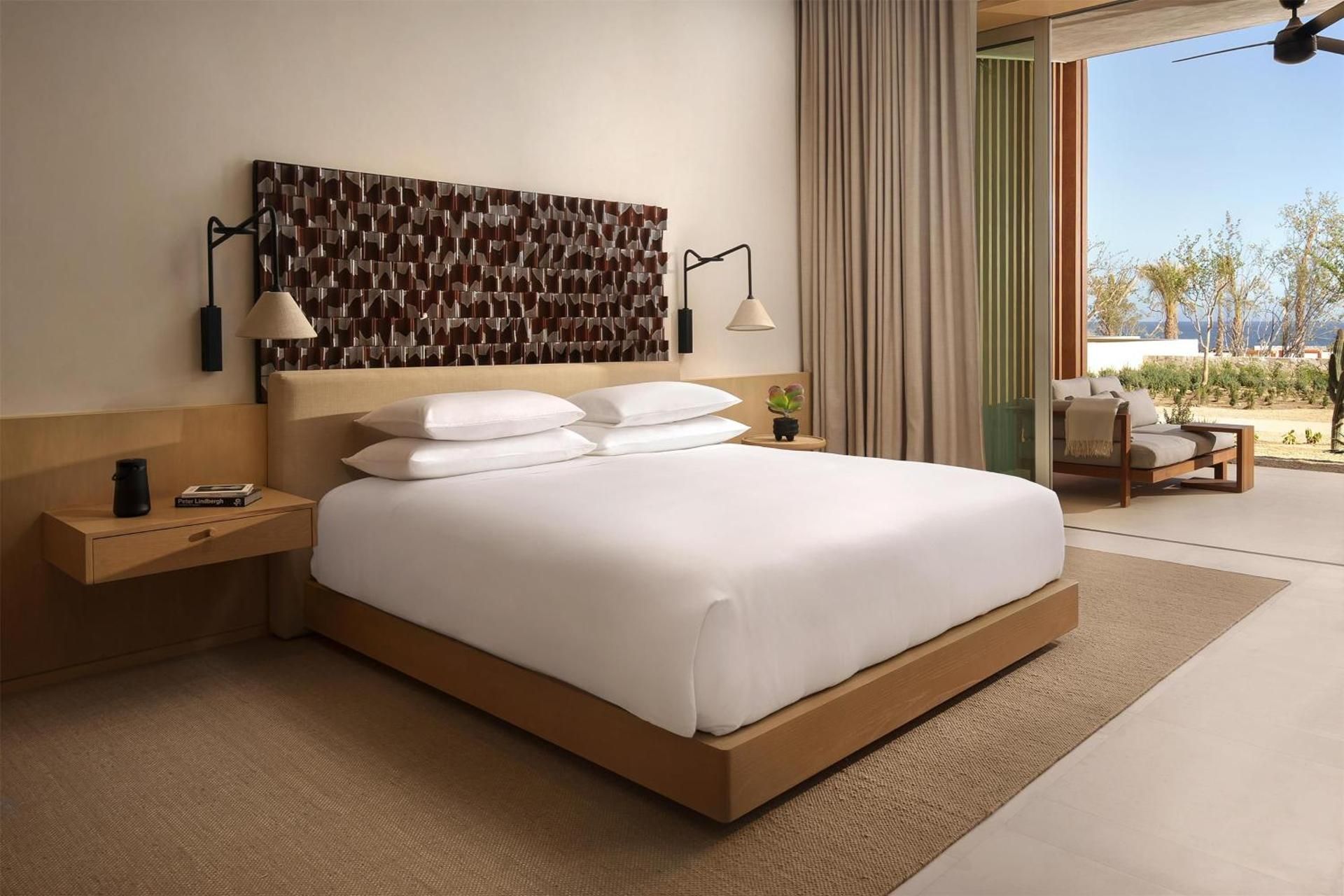 King Room with One King Bed, Patio and Resort View