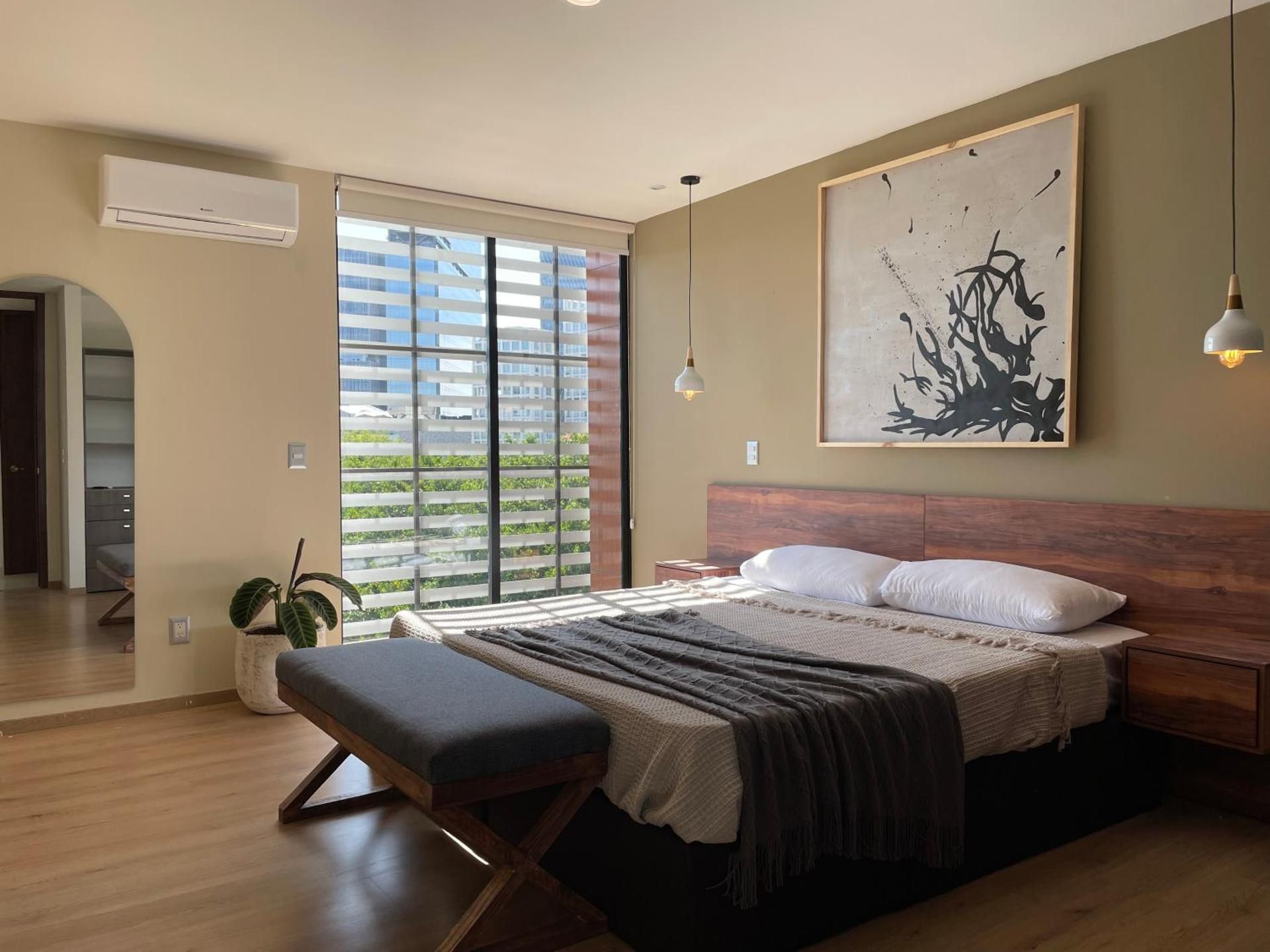 Apartment with City View