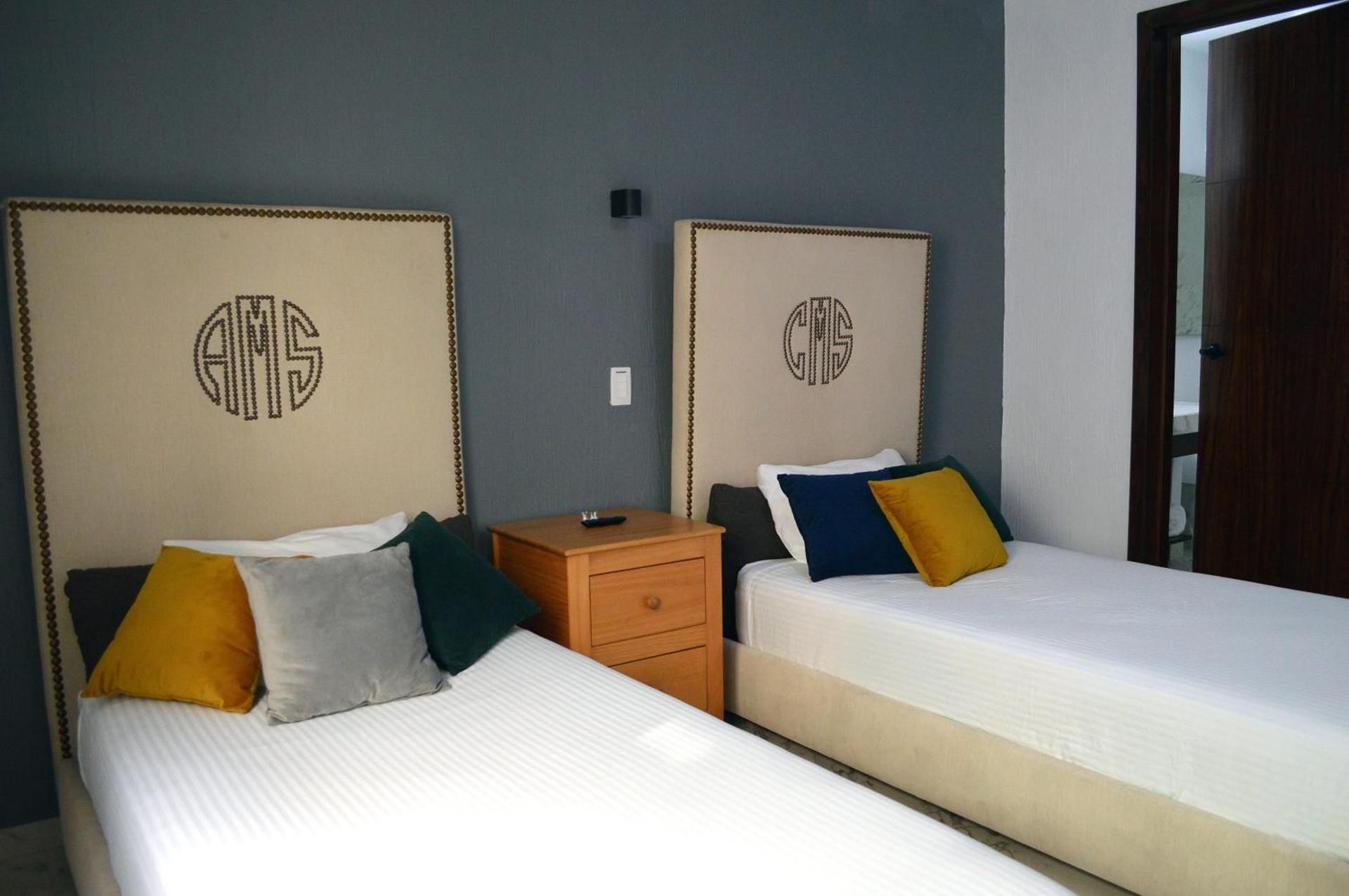 Twin Room with Private Bathroom